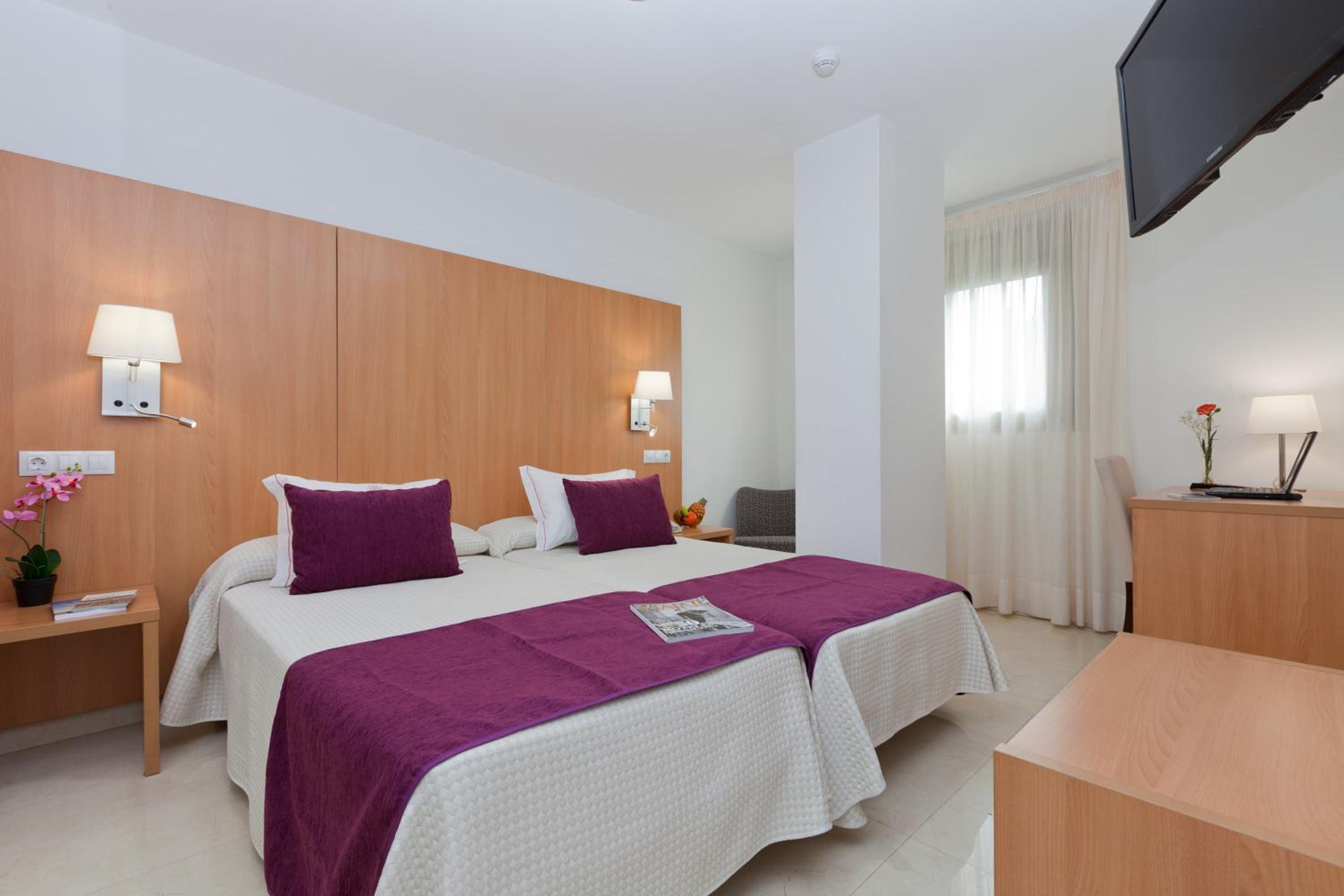 Habitación Doble o con Dos Camas