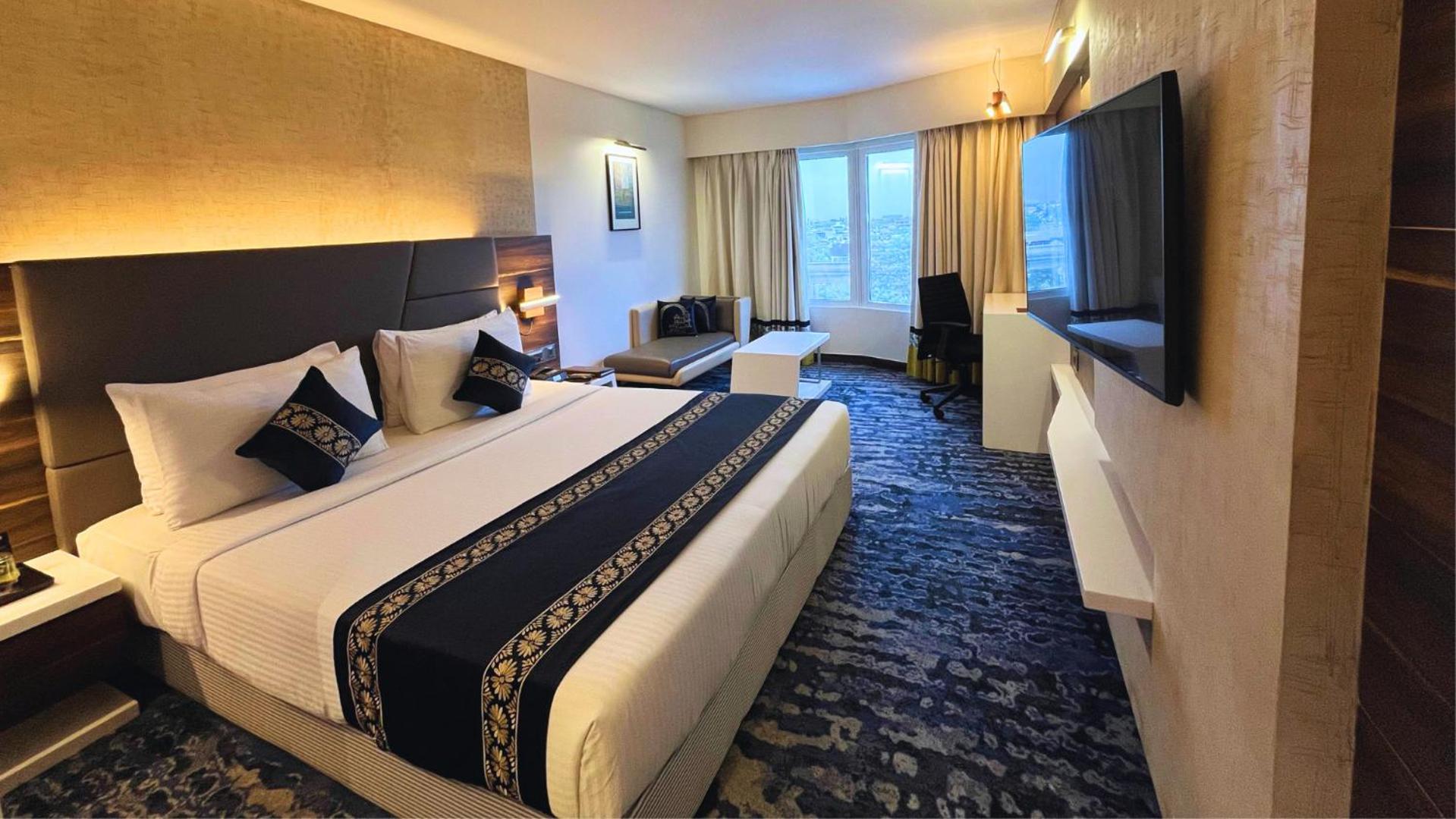 Deluxe Double or Twin Room