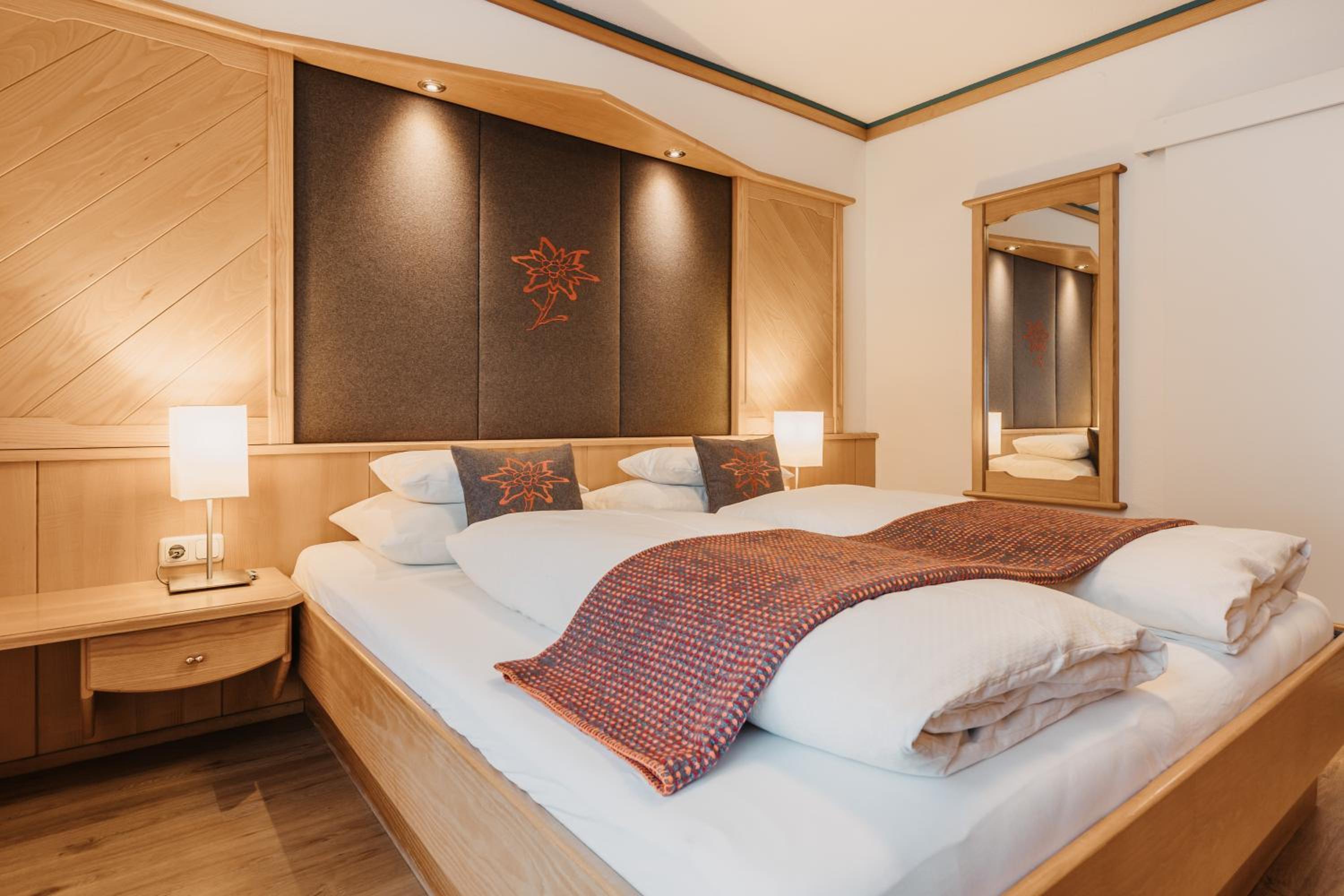 One-Bedroom Apartment with Balcony and Mountain View