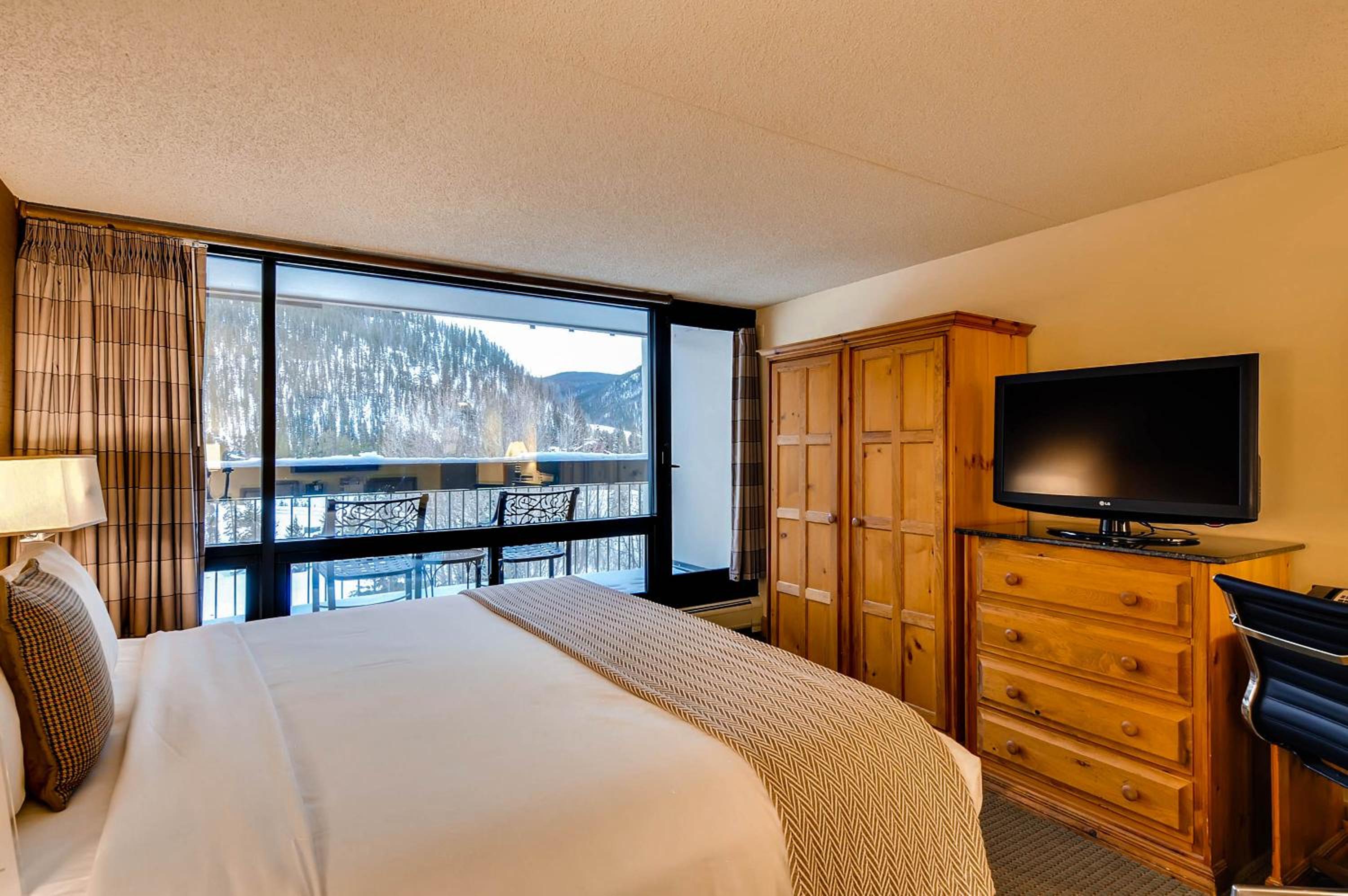 Lodge King Room - Photo 2