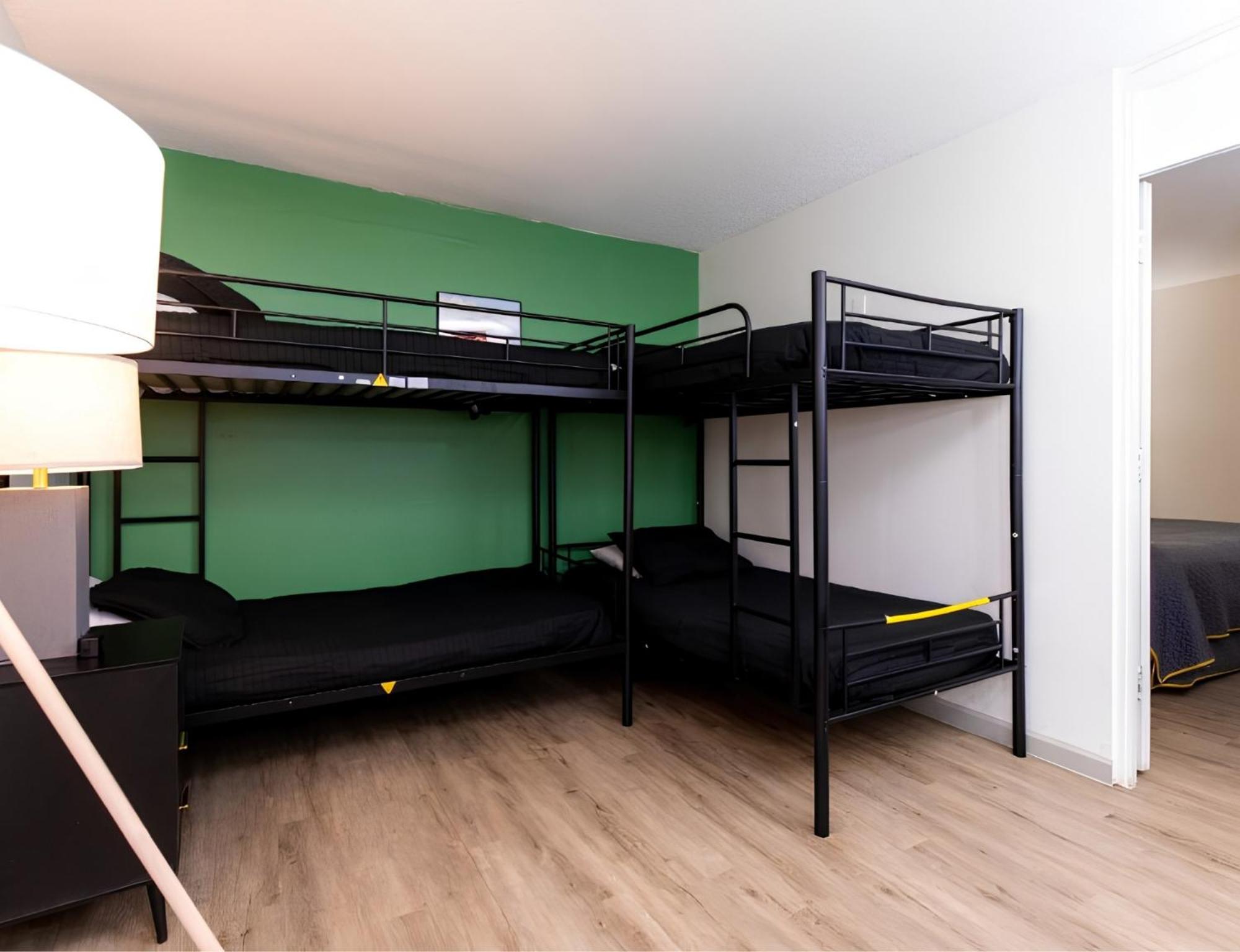 Two-Bedroom Suite photo 2