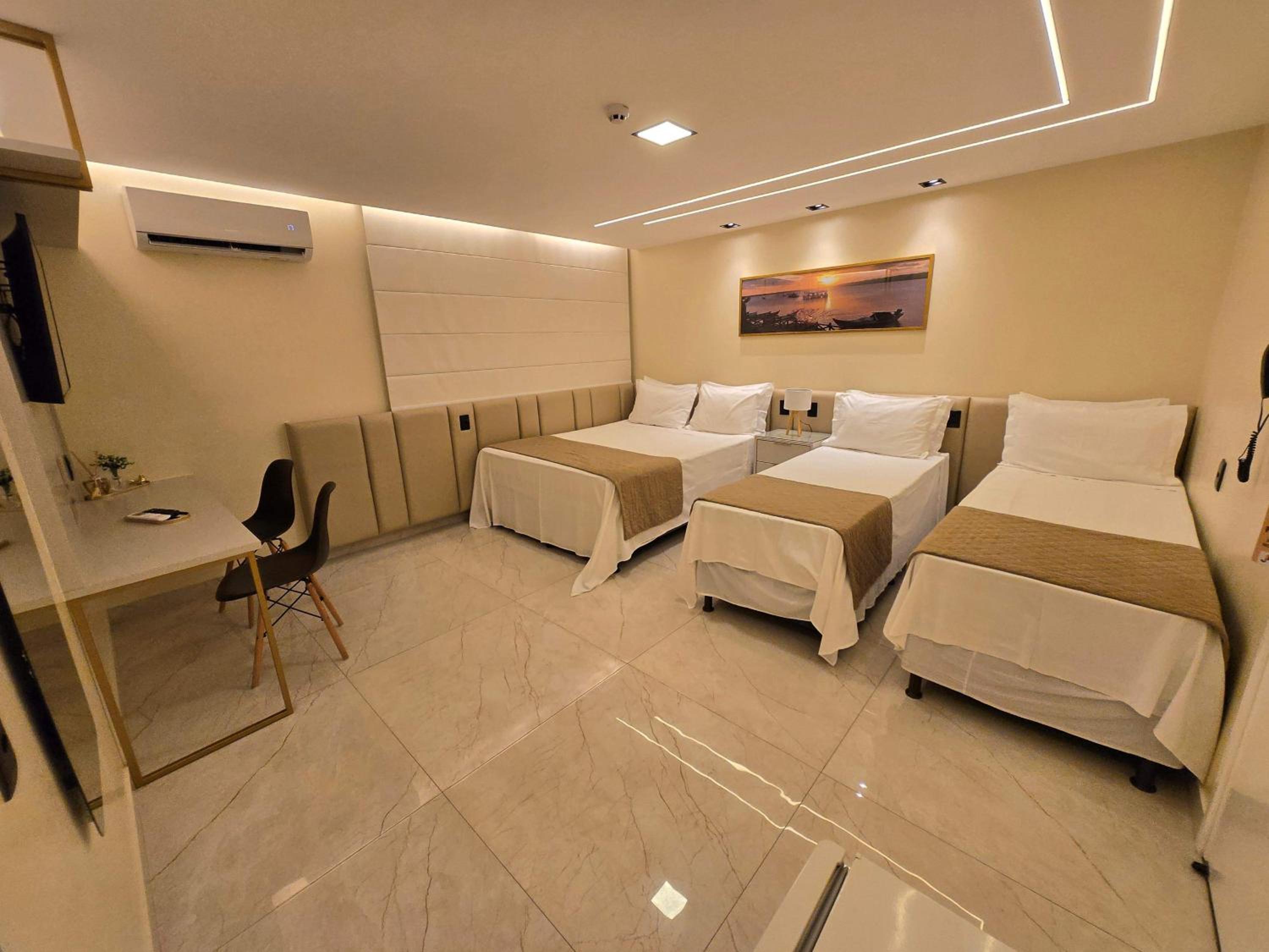 Deluxe Quadruple Room photo 1