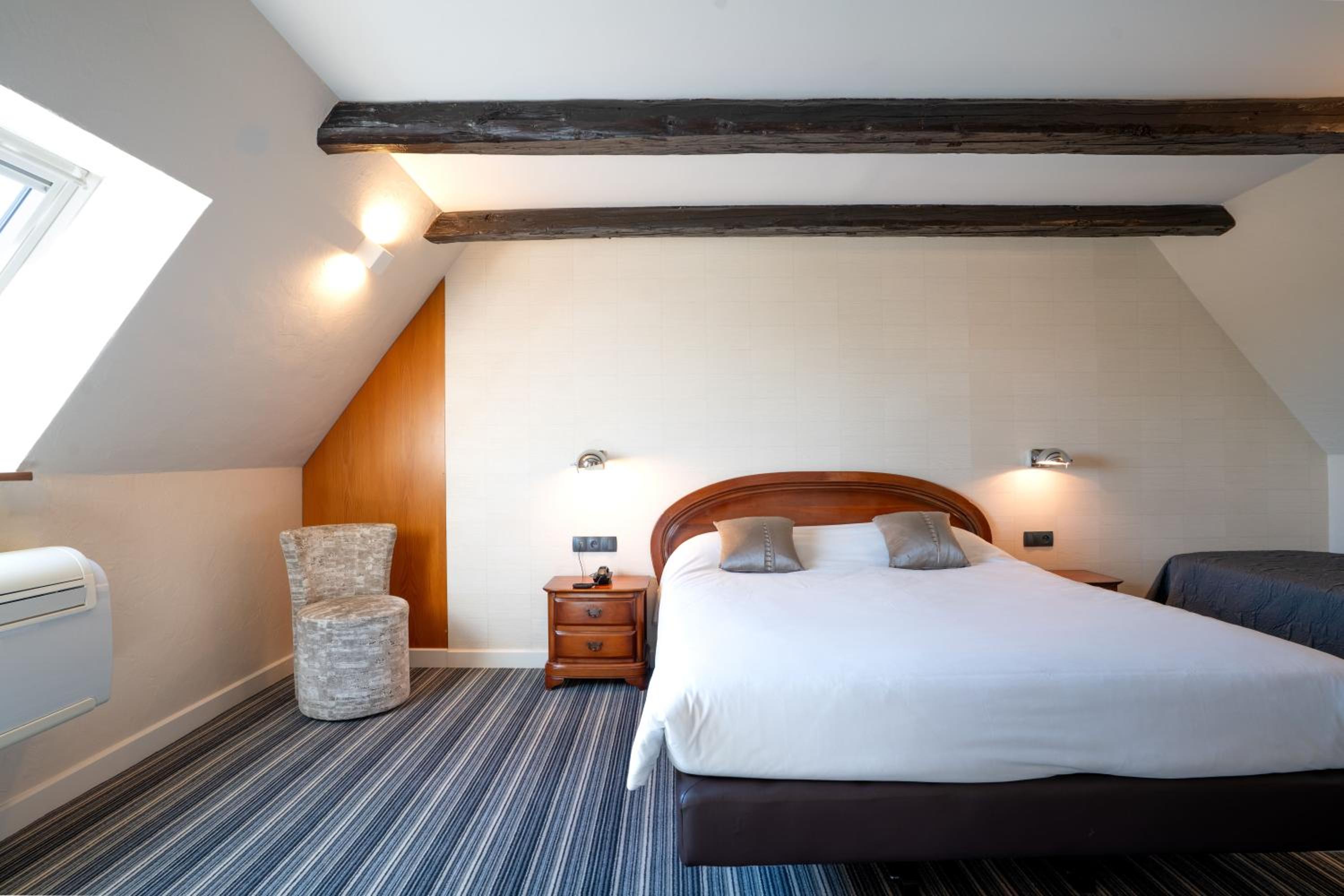 Family triple room photo 2