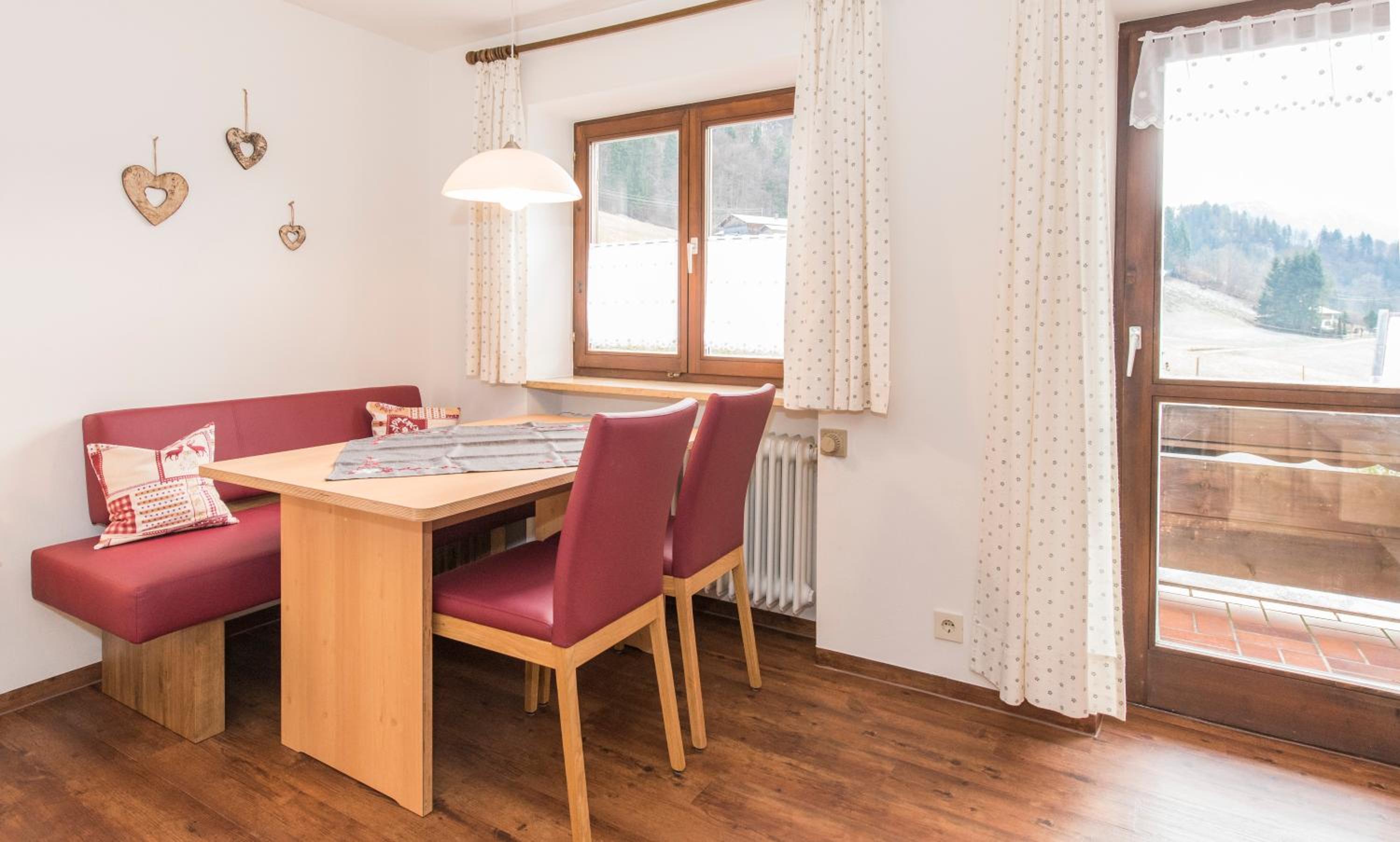 Studio (2 Adults + 2 Children) photo 2
