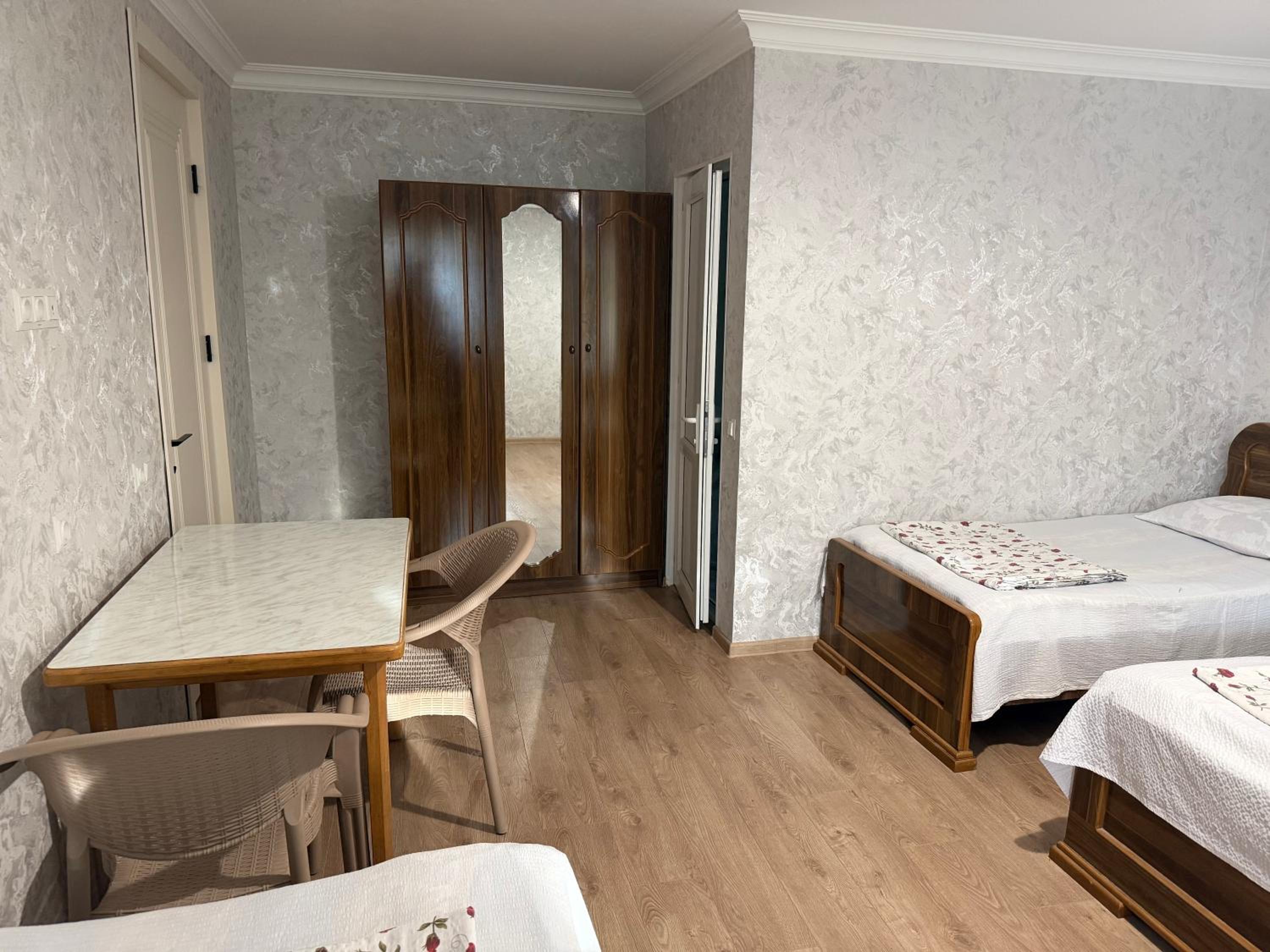 Classic Quadruple Room photo 1