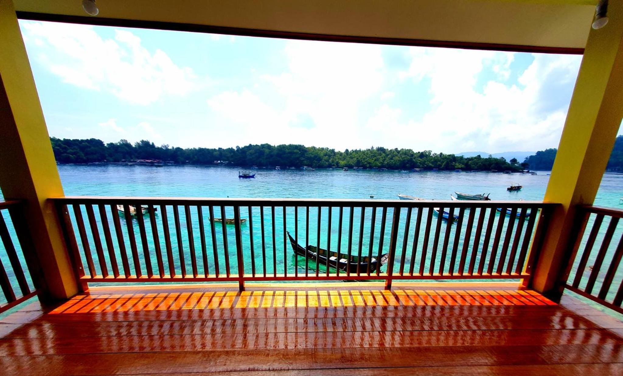 Deluxe Bungalow with Sea View