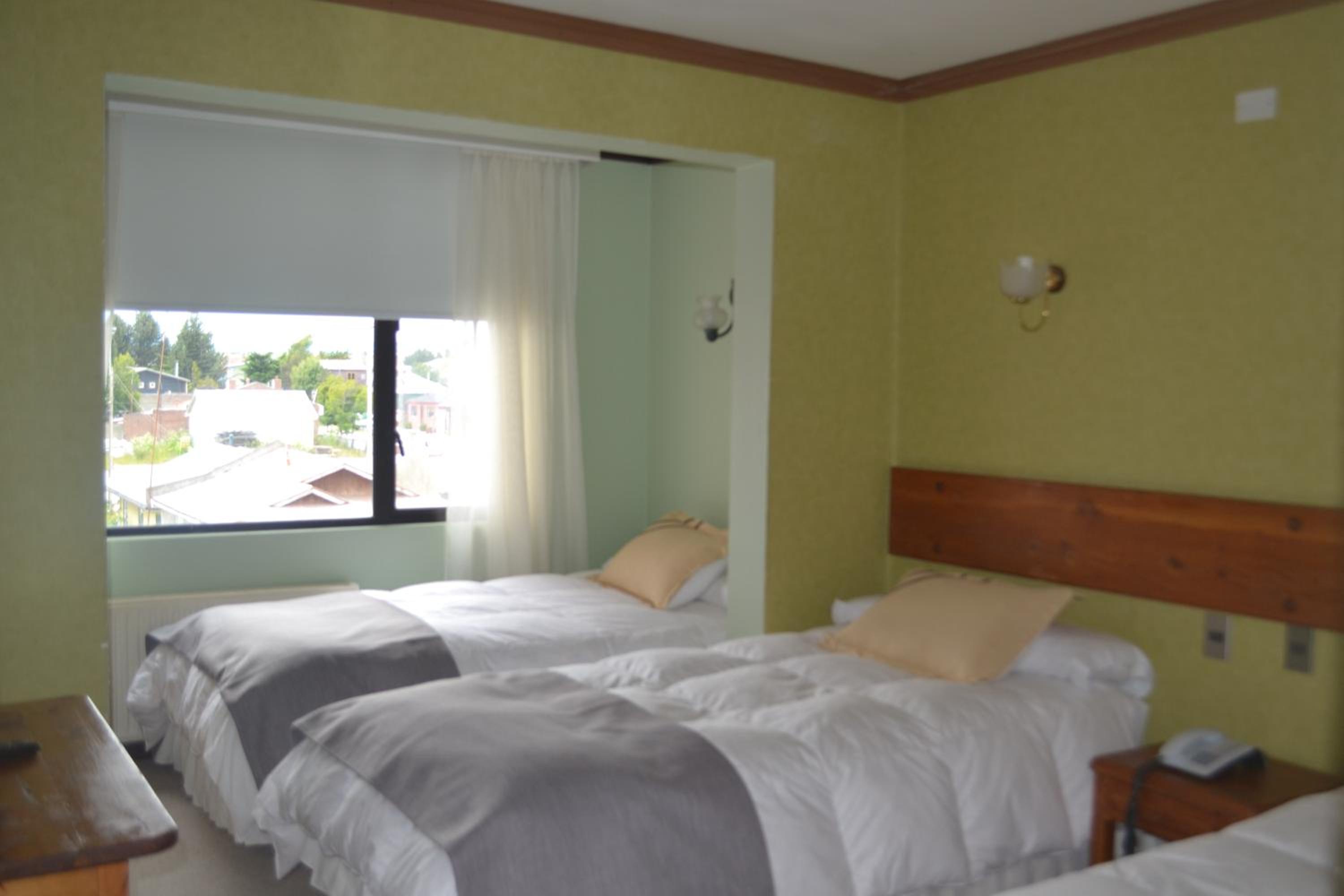 Standard Triple Room photo 2