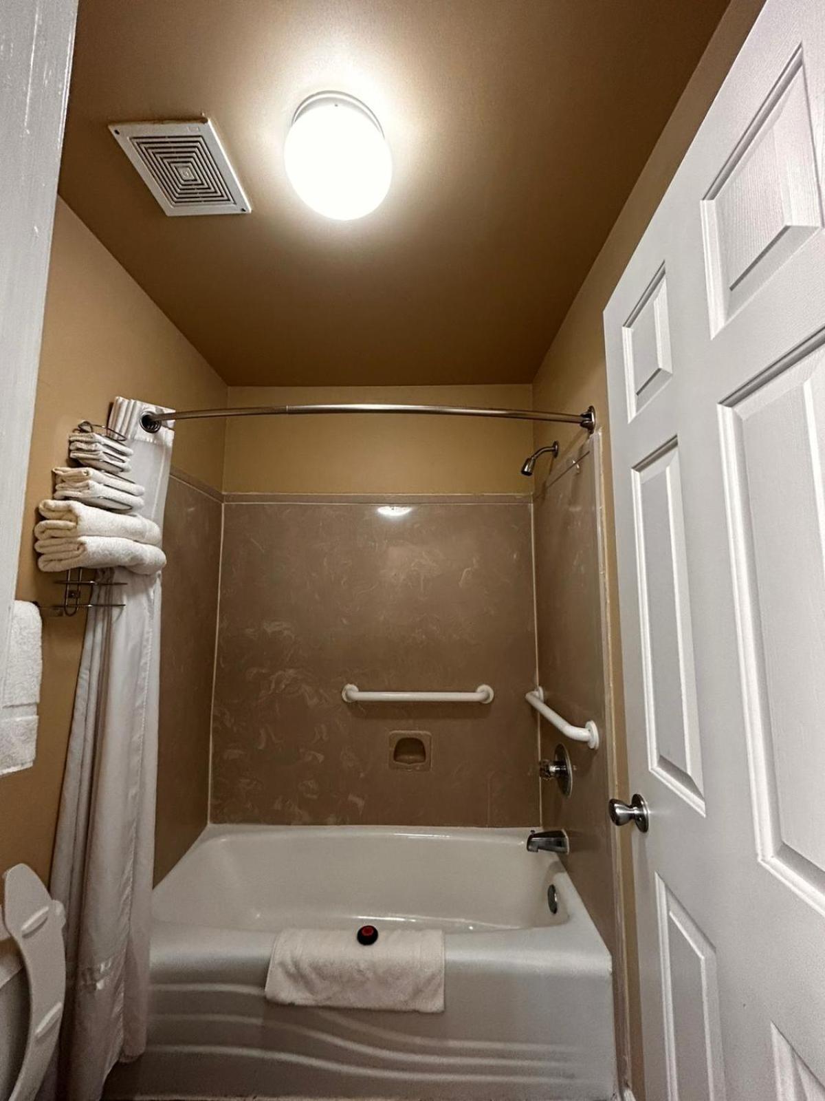 Plantation Oaks Suites & Inn Millington, Billede 7