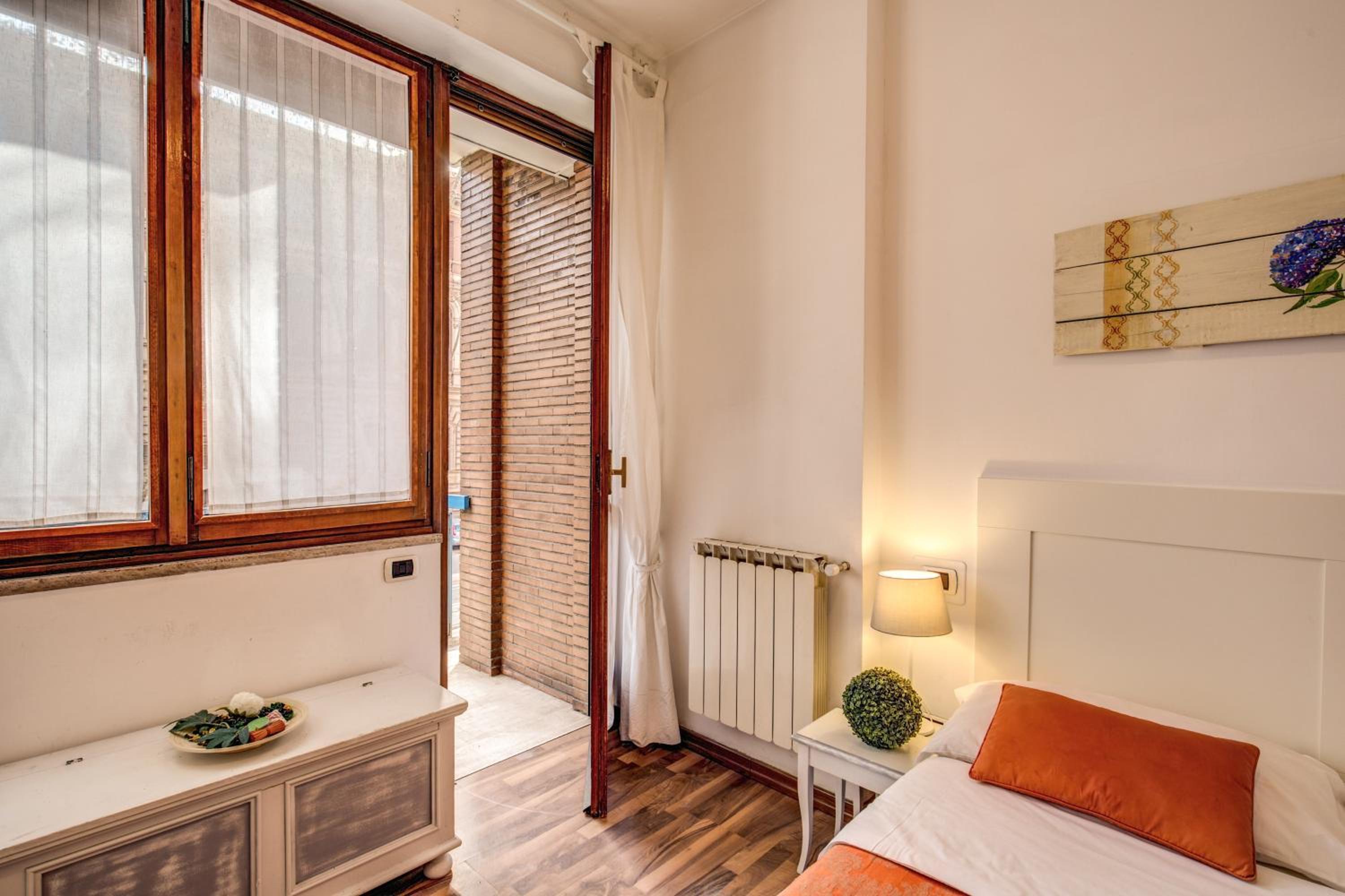 Double or Twin Room photo 2