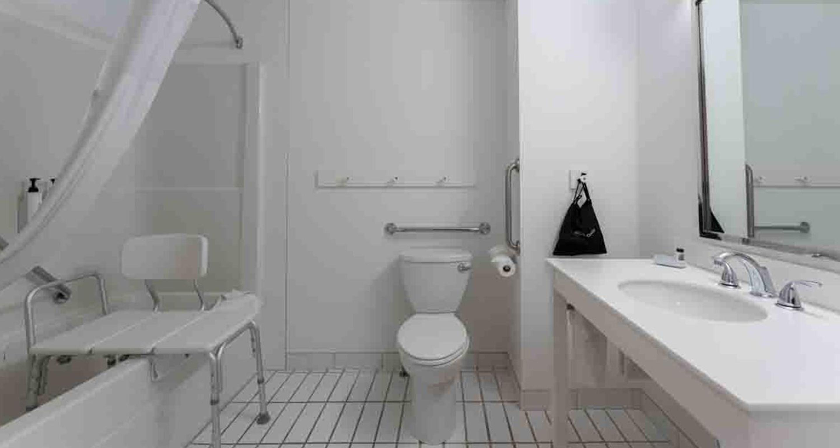 King Room - Disability Access photo 1