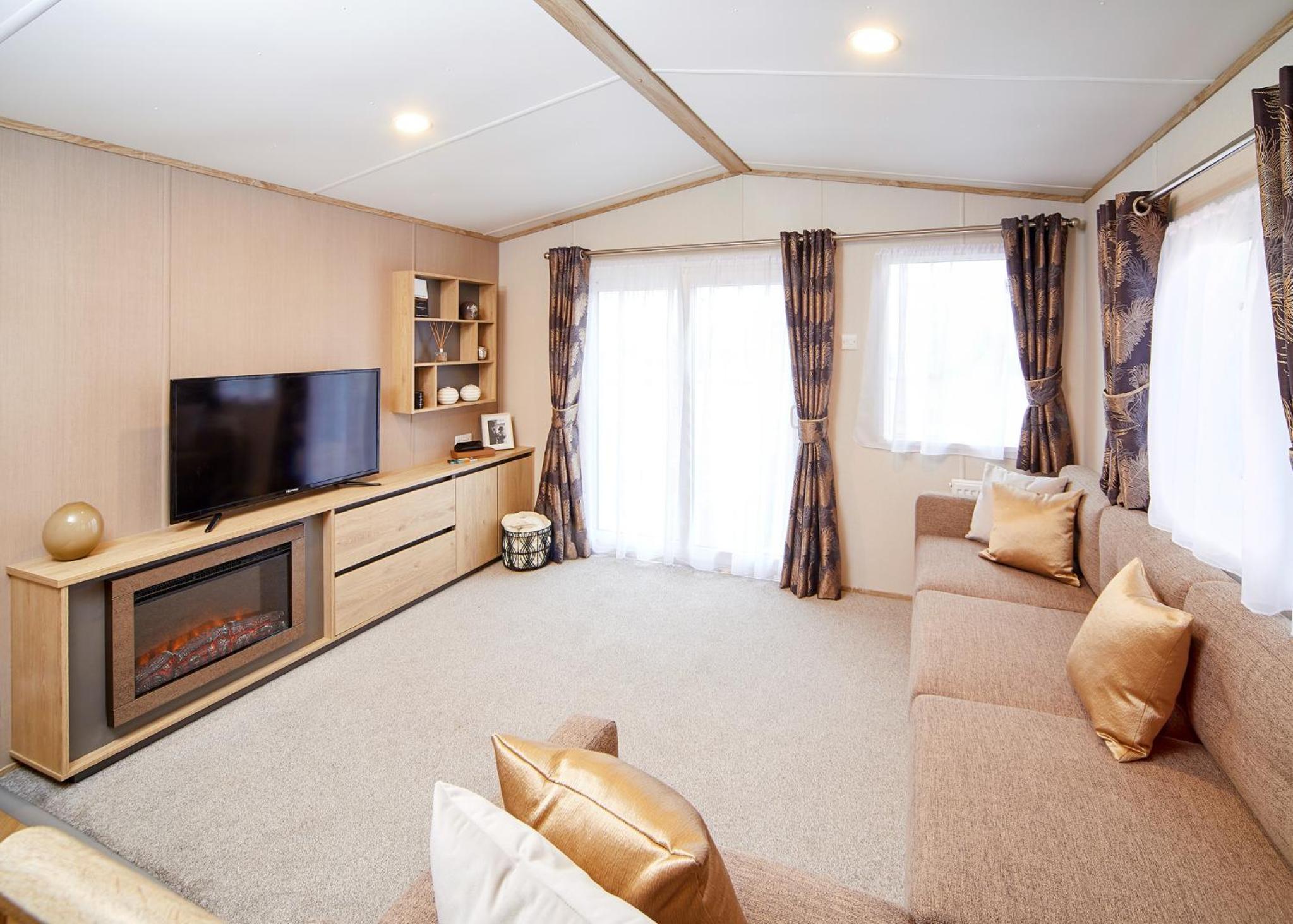 Mobile Home photo 2