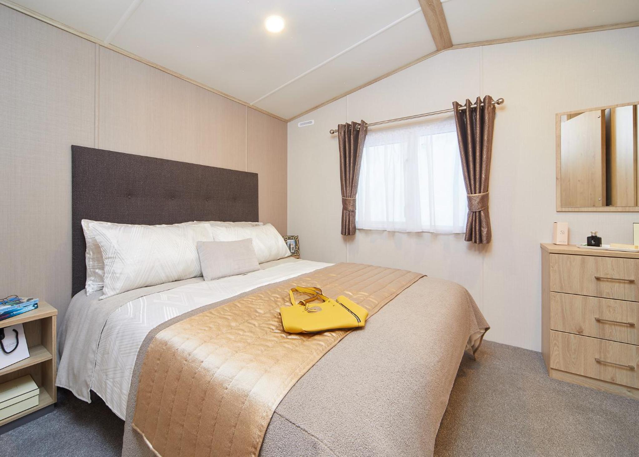 Mobile Home photo 3