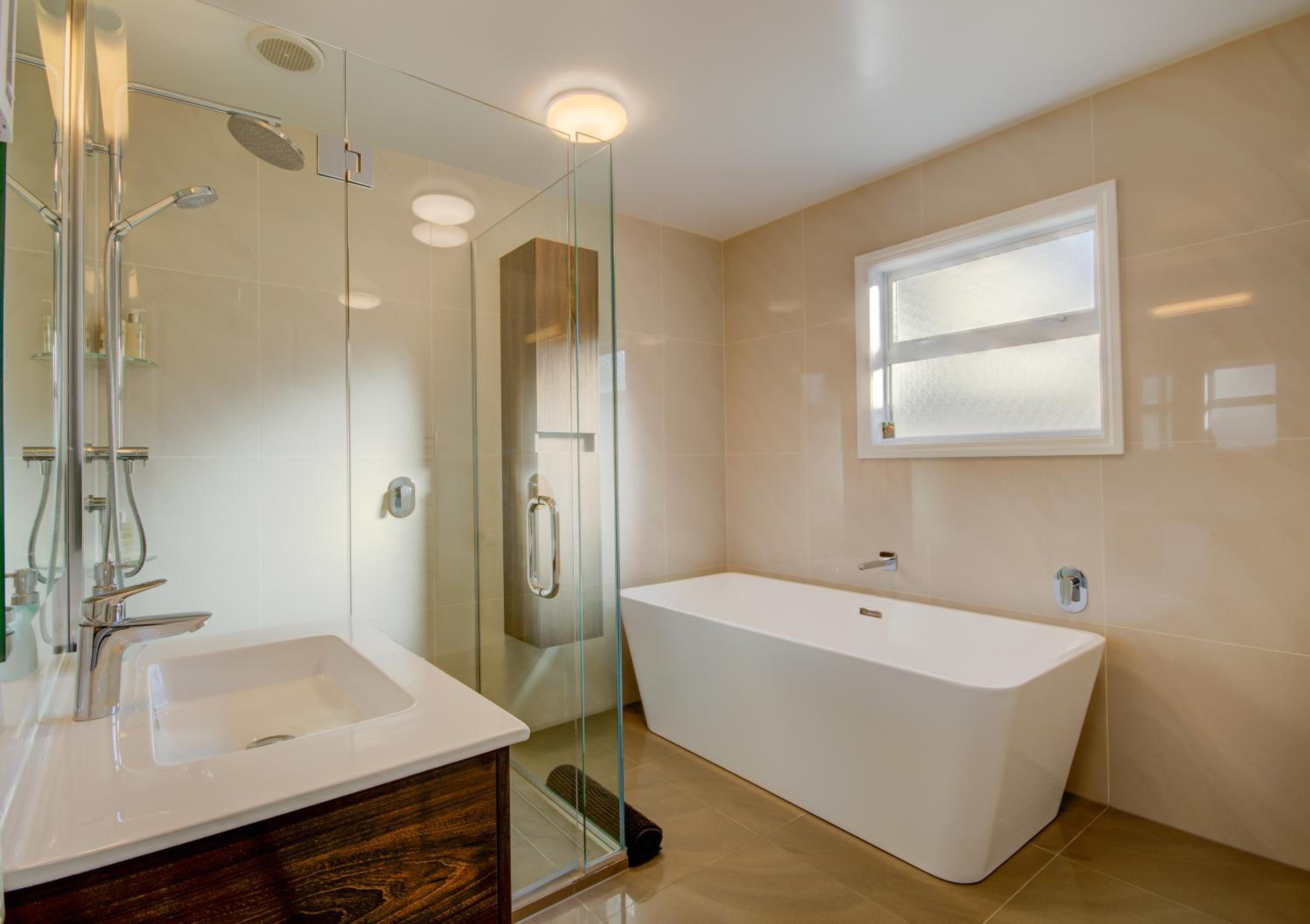 Suite with Mountain View - Photo 3