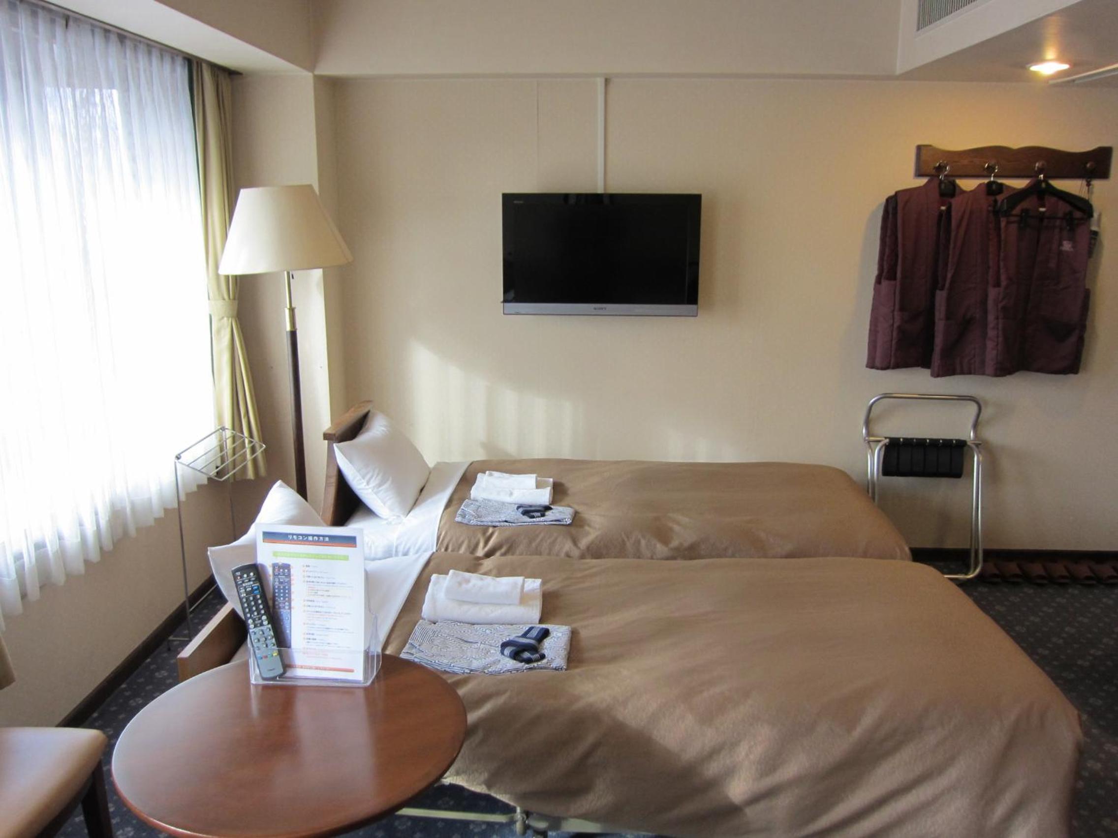 Deluxe Twin Room - Non-Smoking - Photo 5