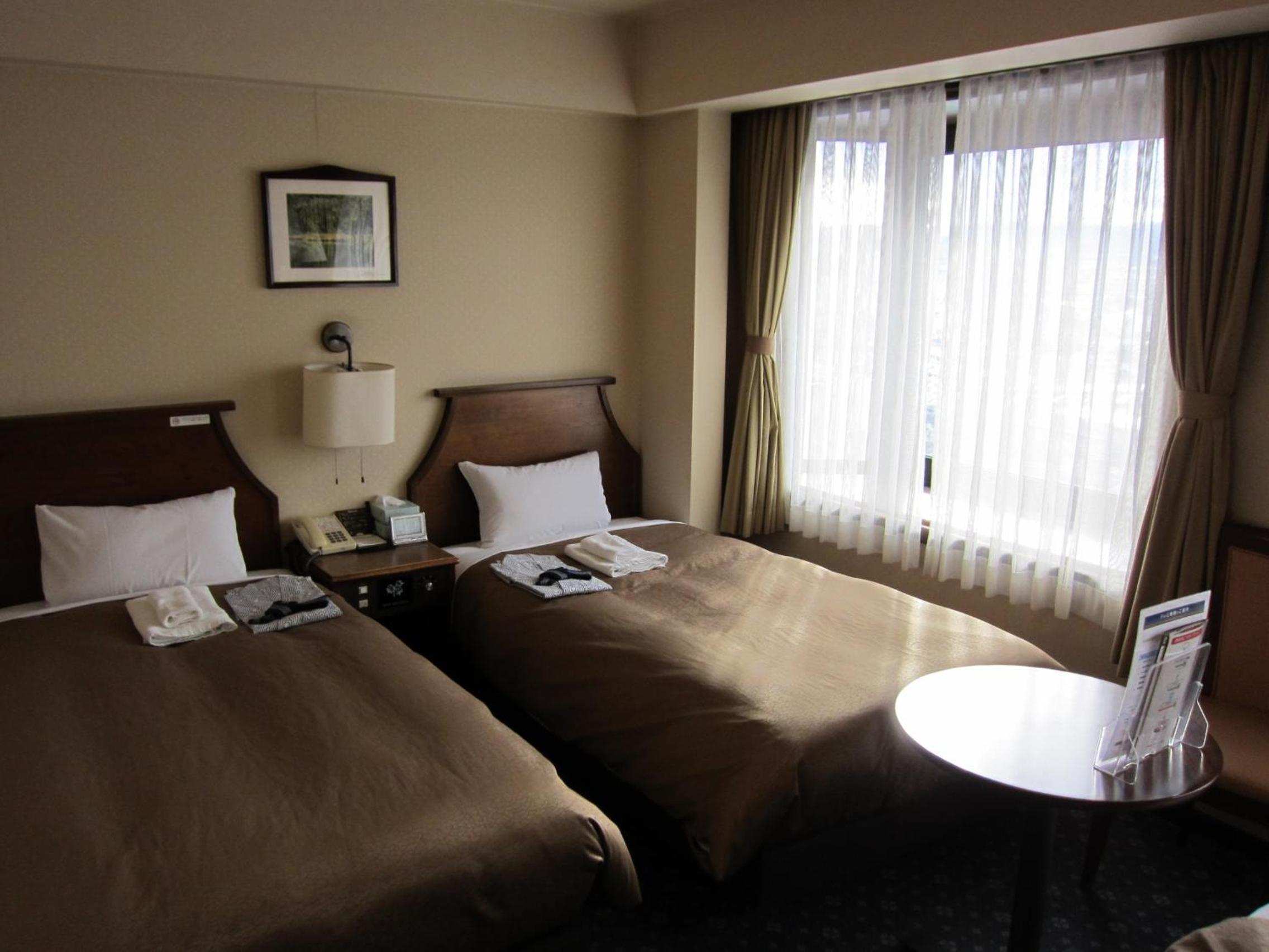 Deluxe Twin Room - Non-Smoking - Photo 4
