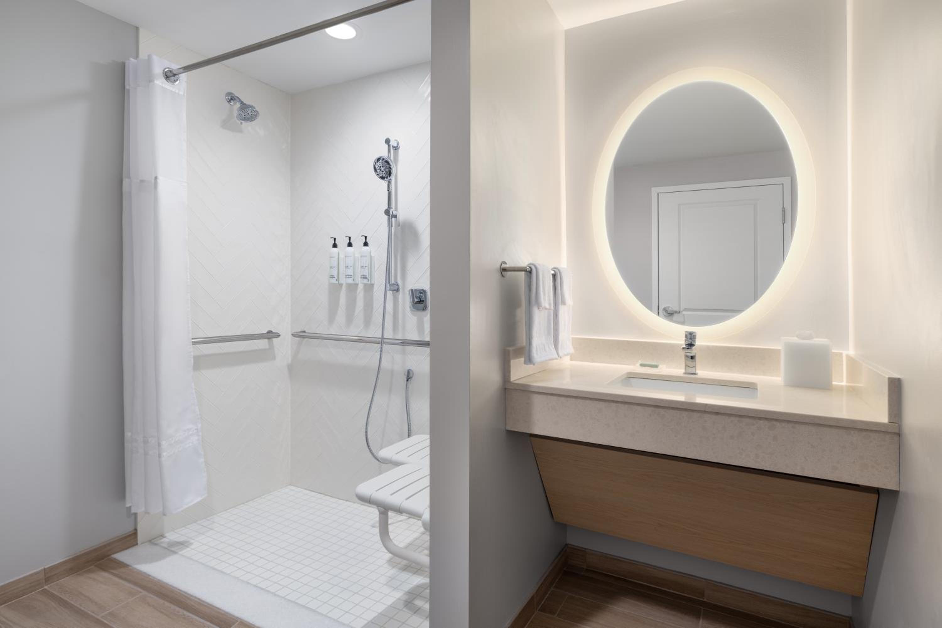 Studio Queen Suite - Mobility Accessible with Roll-In Shower