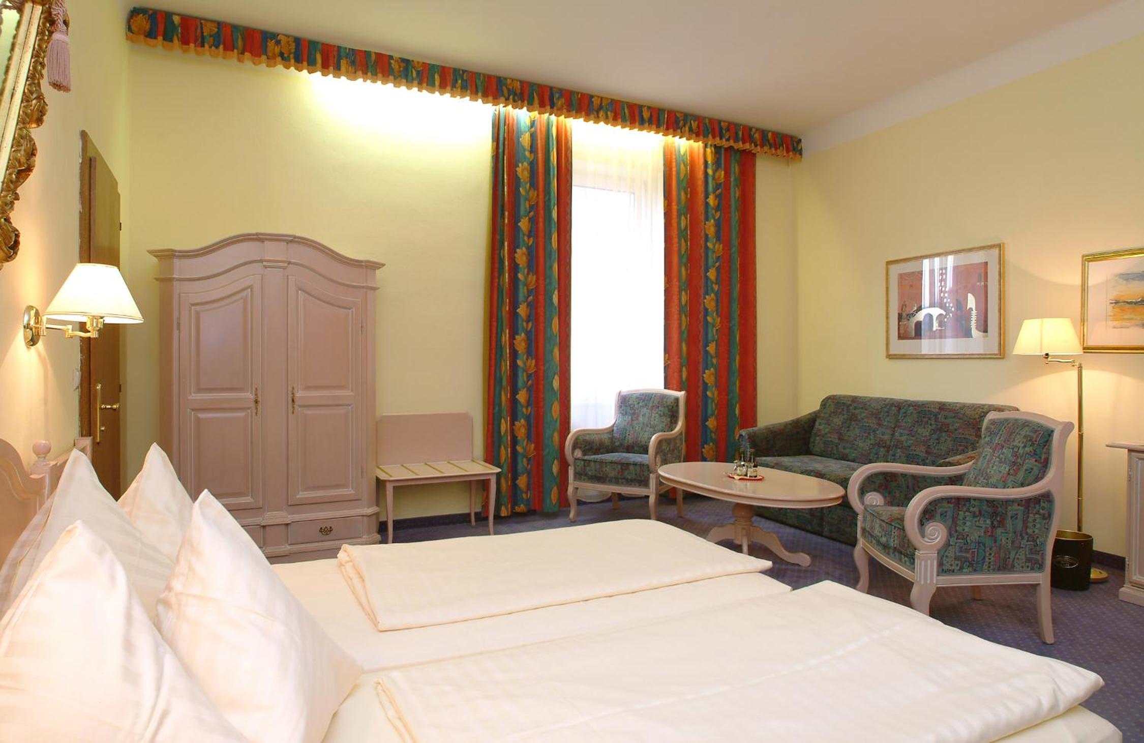 Double Room with Whirlpool photo 1