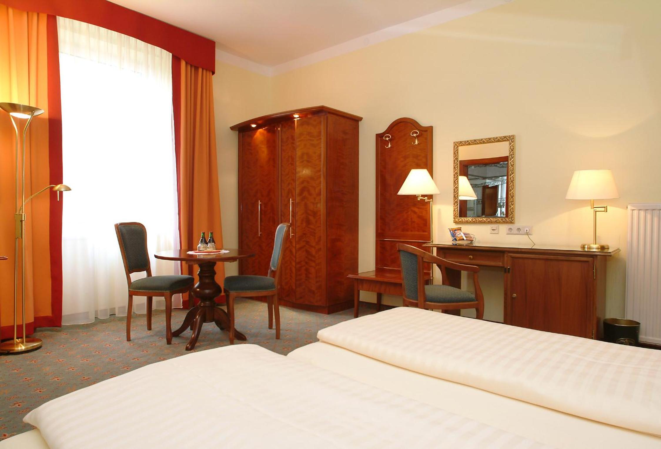 Double Room with Whirlpool photo 3