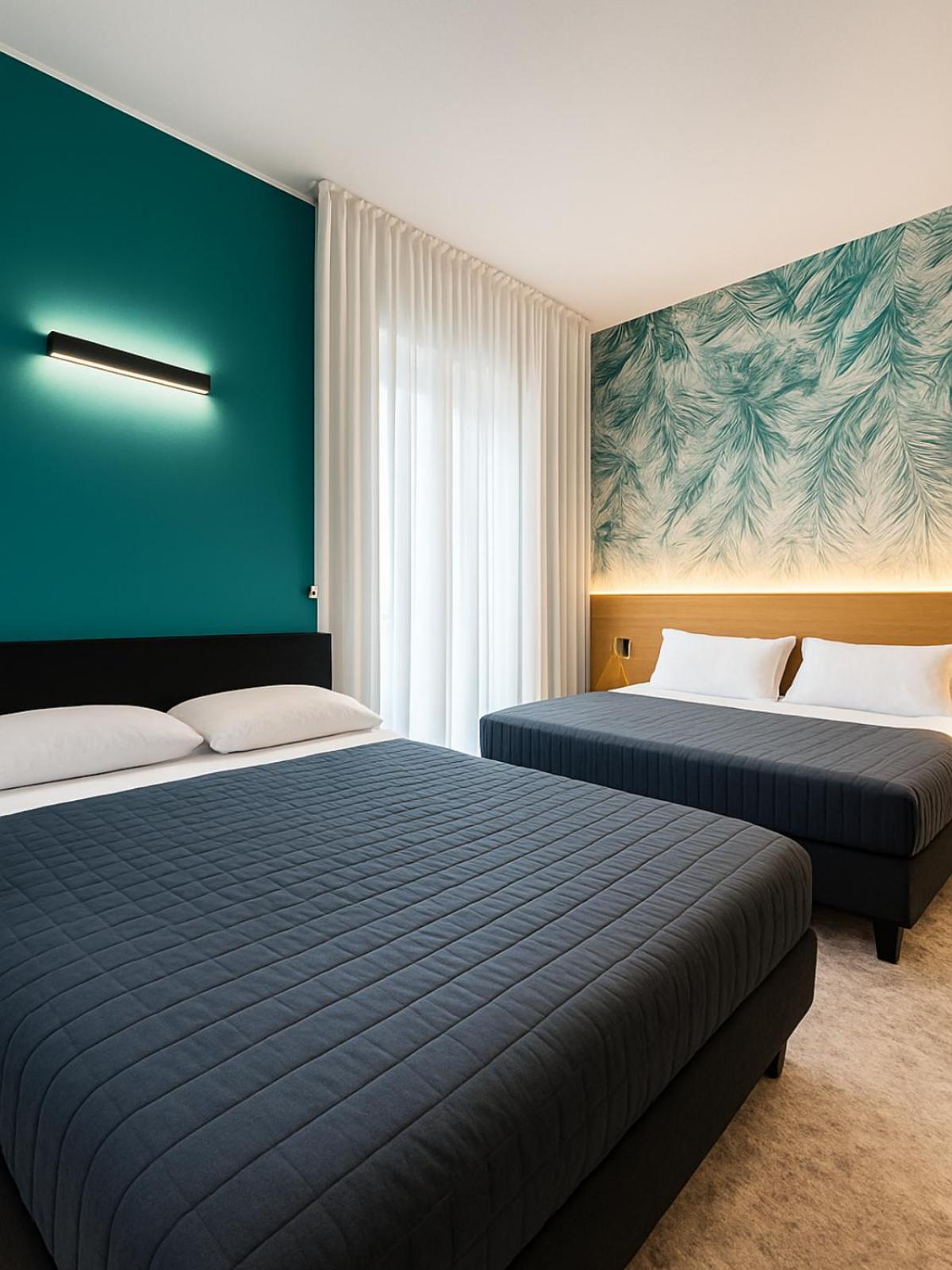 Superior Triple Room with Balcony photo 2