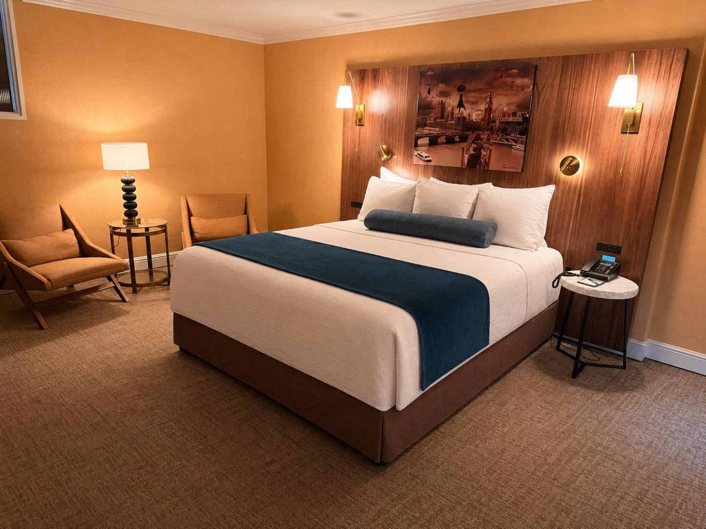 Deluxe King Room photo 2