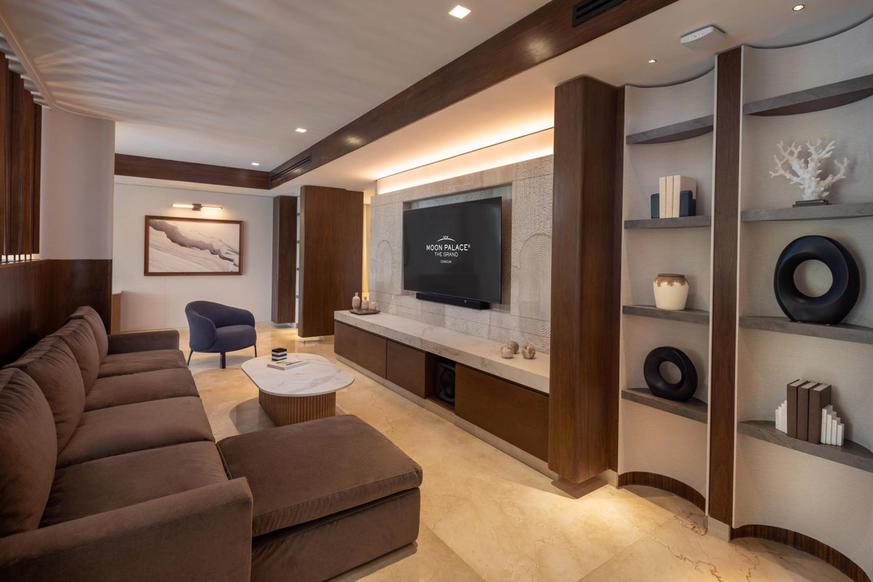 Grand Three Bedroom Sunset Villa