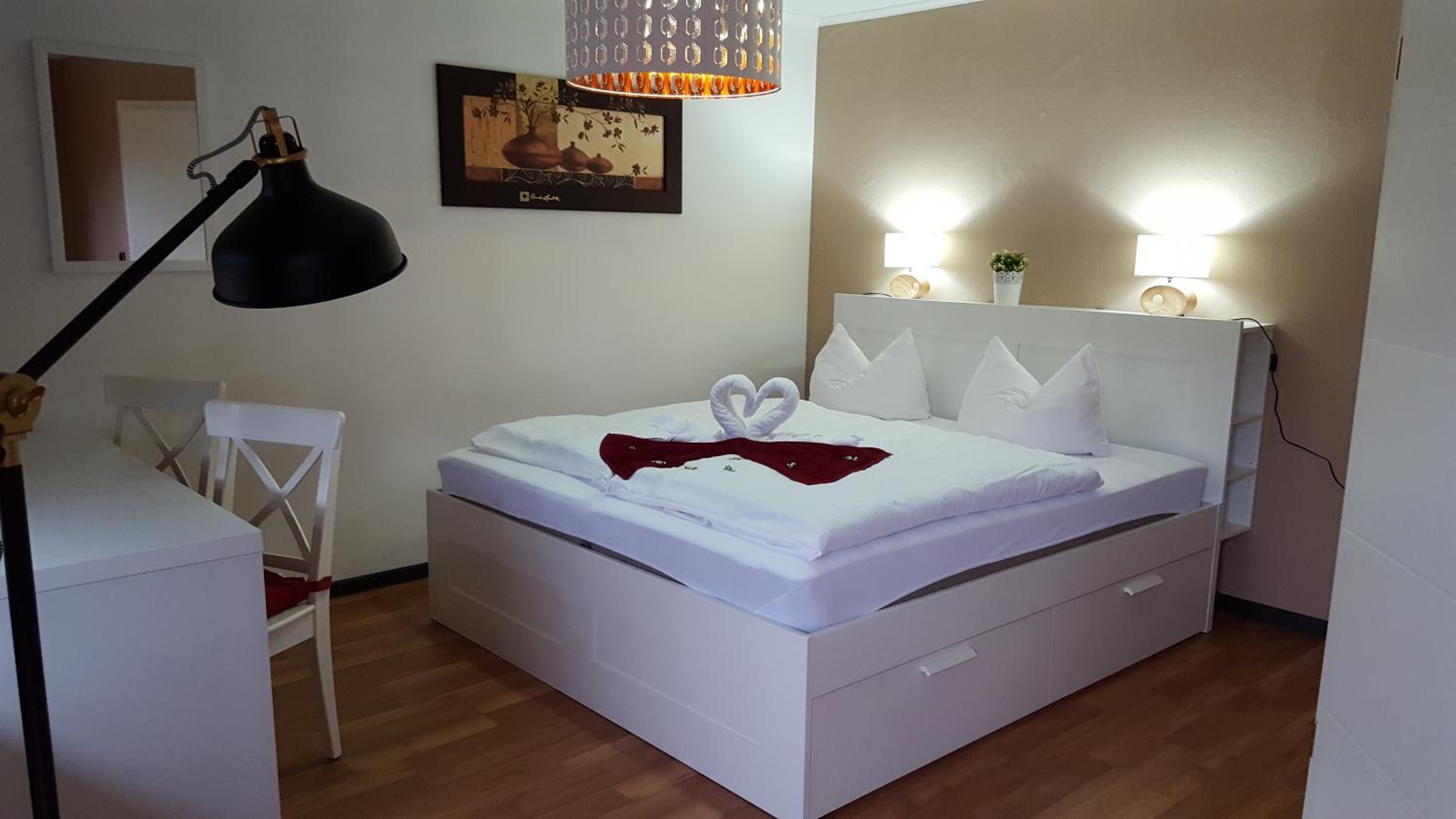 Double Room - Photo 32