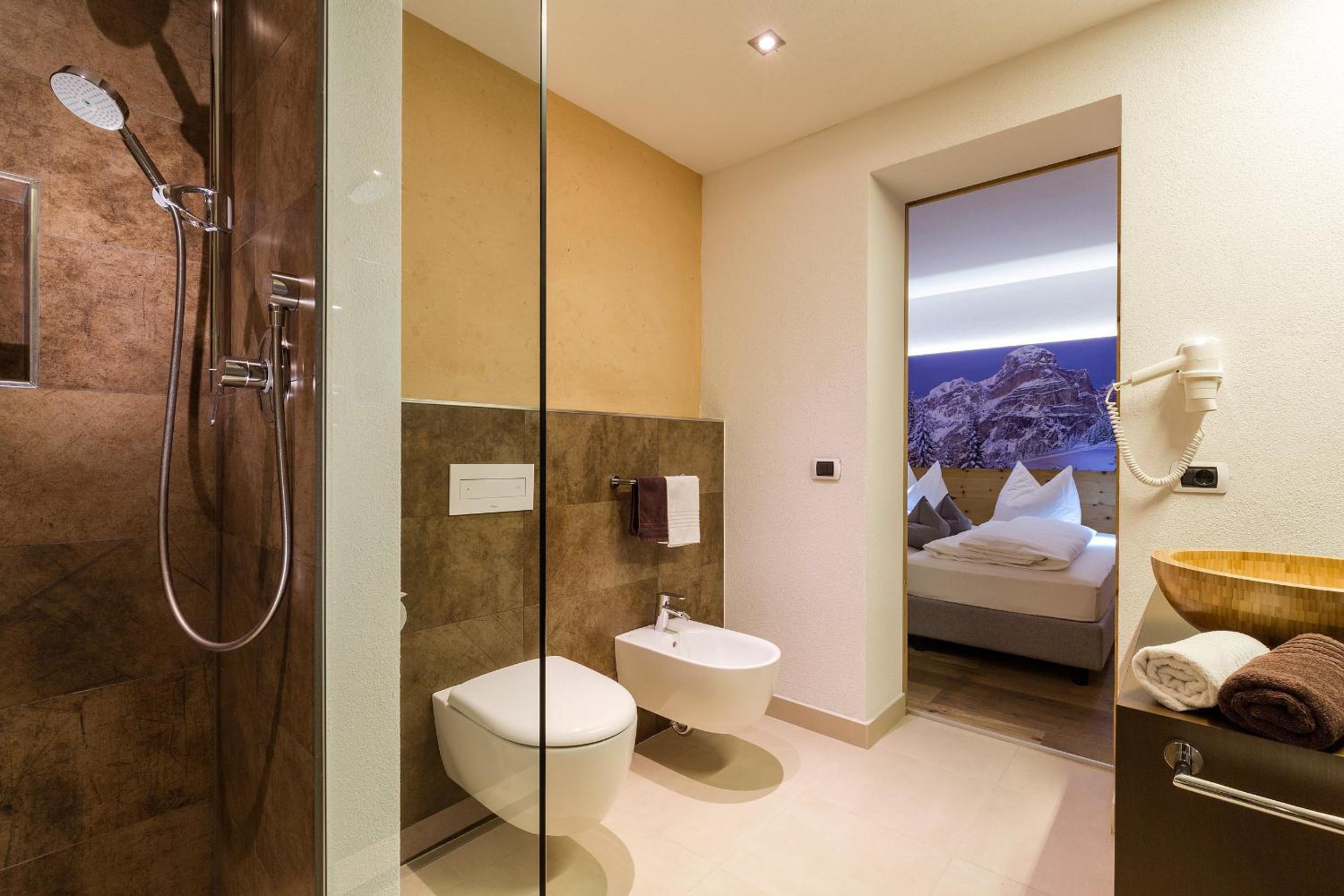 Deluxe Double or Twin Room with Balcony - Photo 14