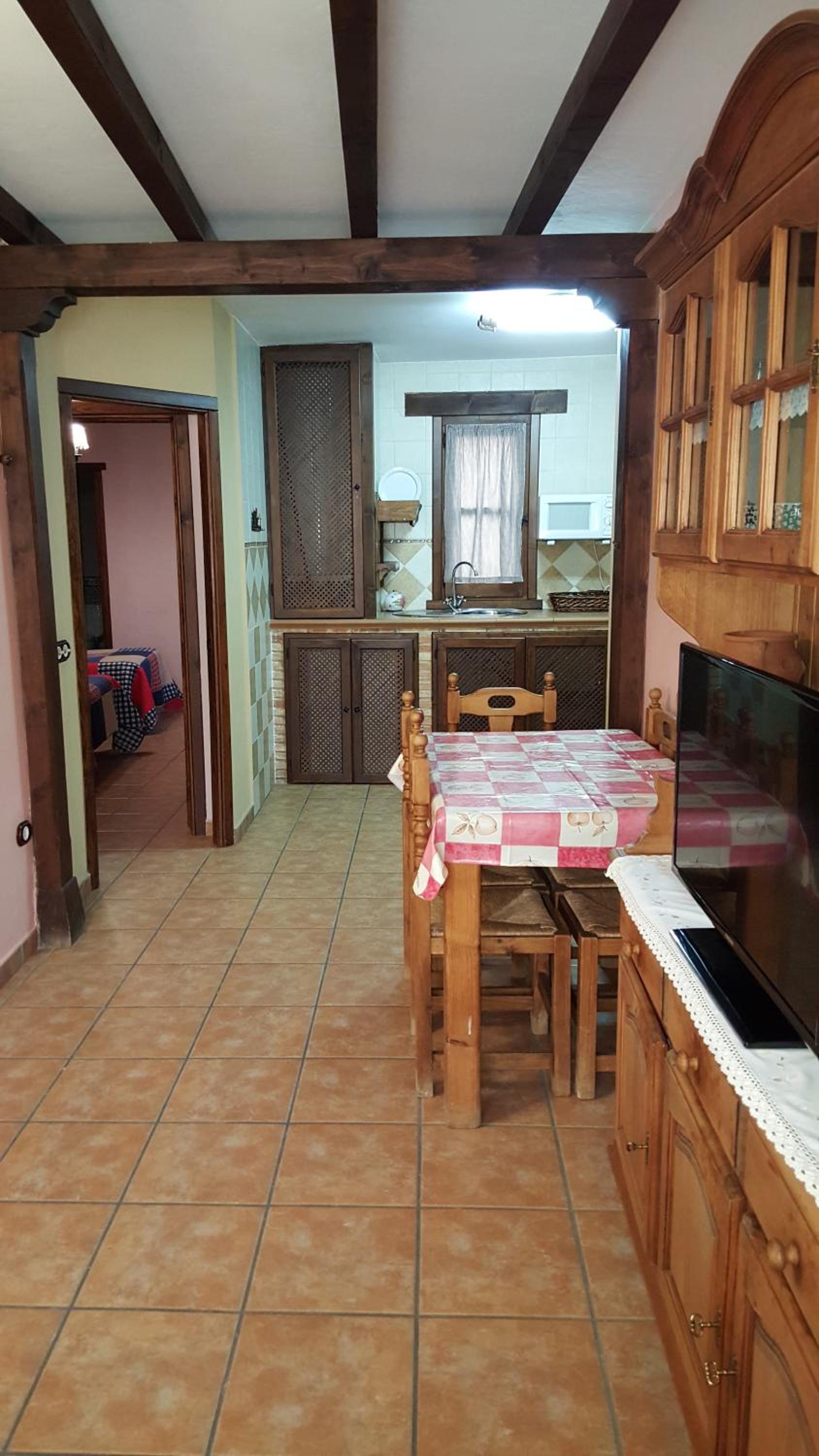 Apartment photo 2