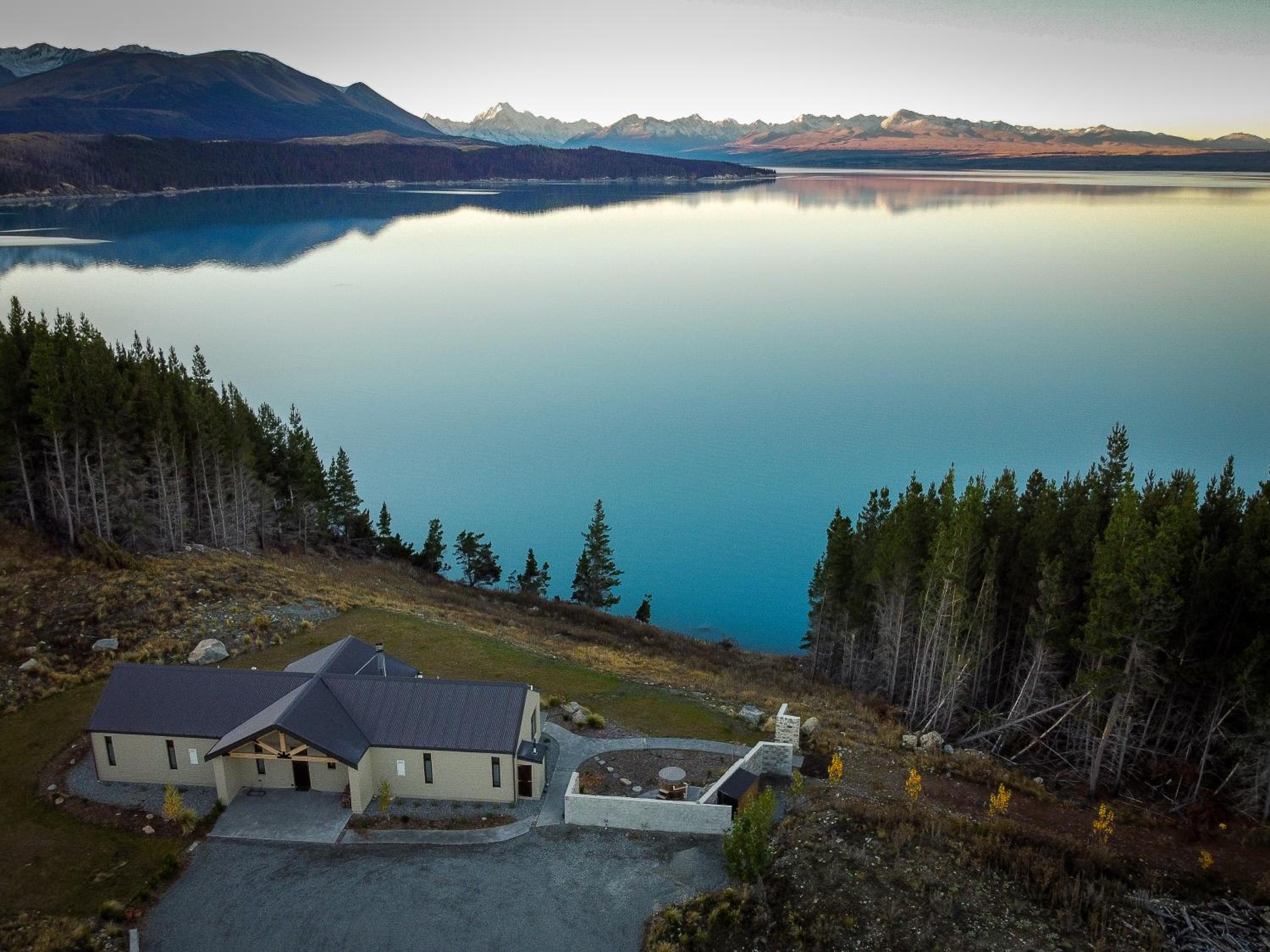1 bedroom Villa Puaka - Lake views– Stunning views of Lake Pukaki & Mt Cook photo 2