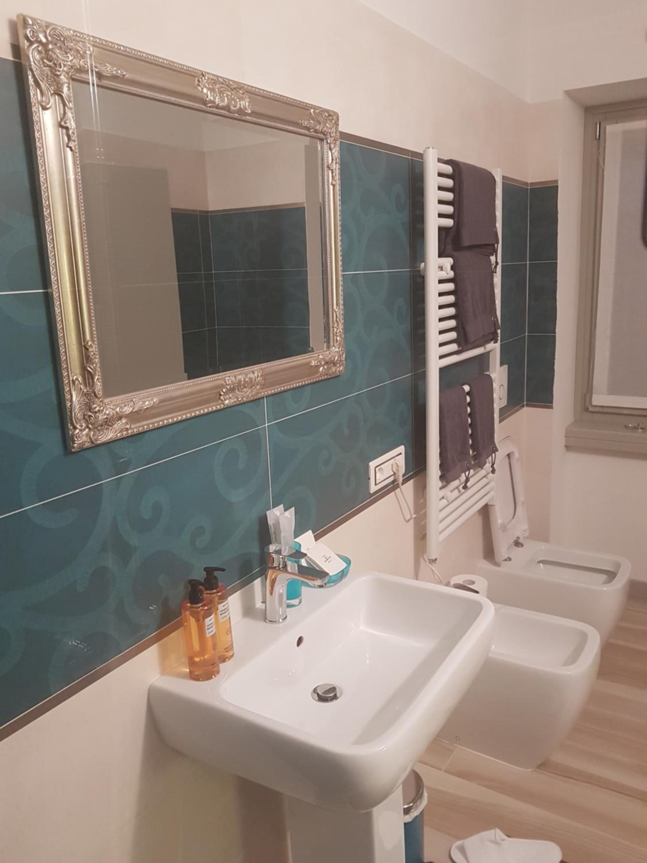 Double Room - Photo 4