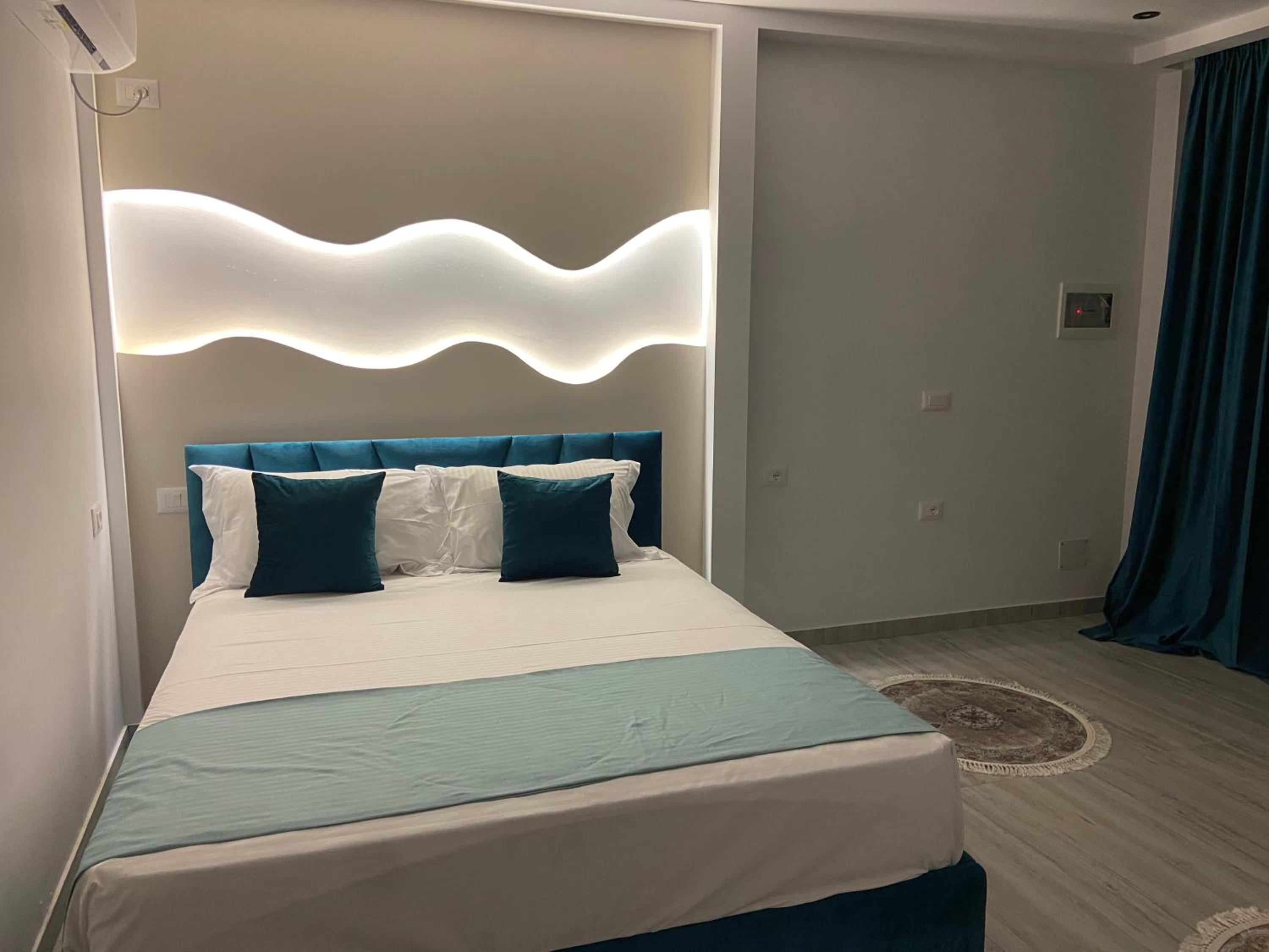 Standard Double Room photo 3