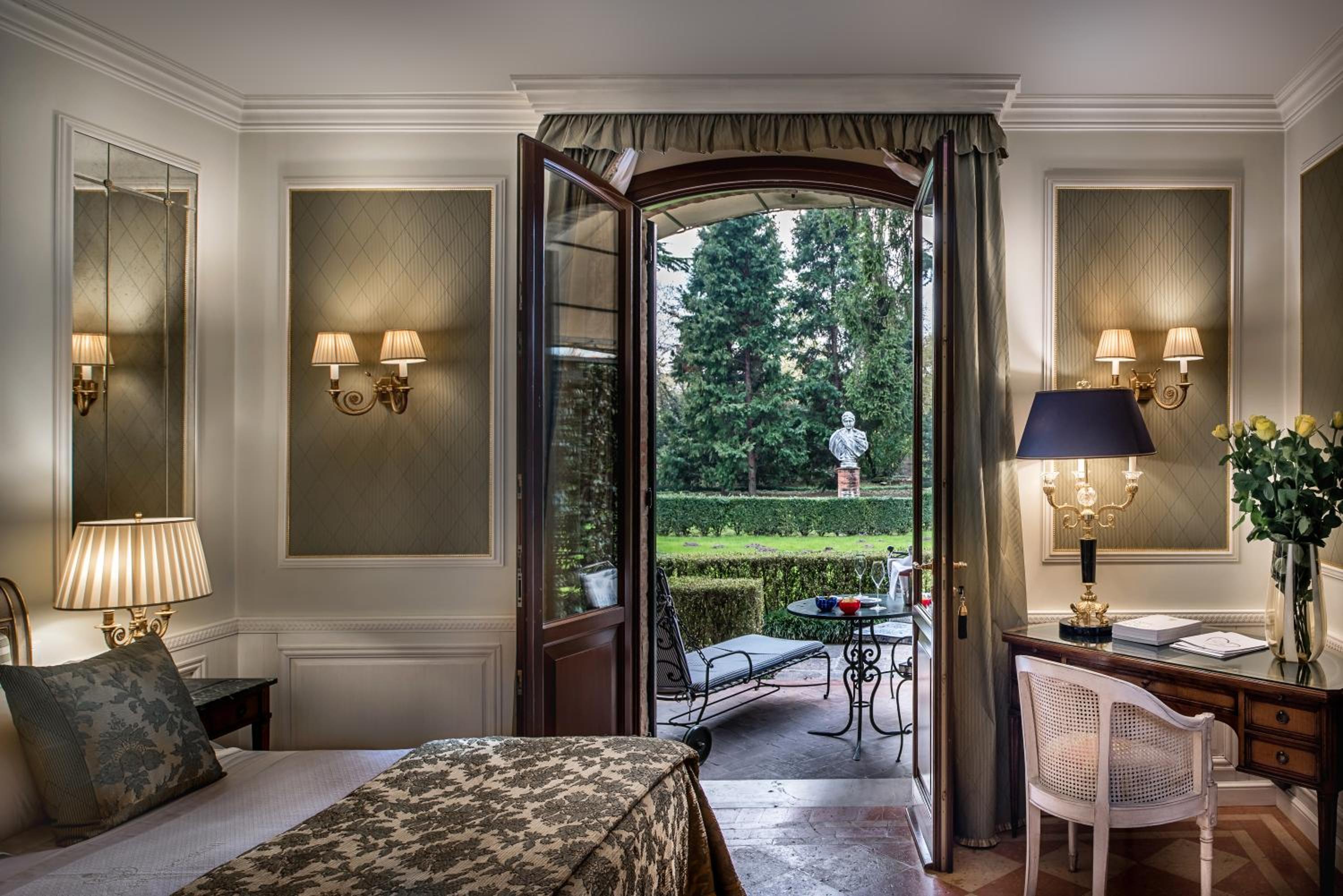 Suite - Photo 2