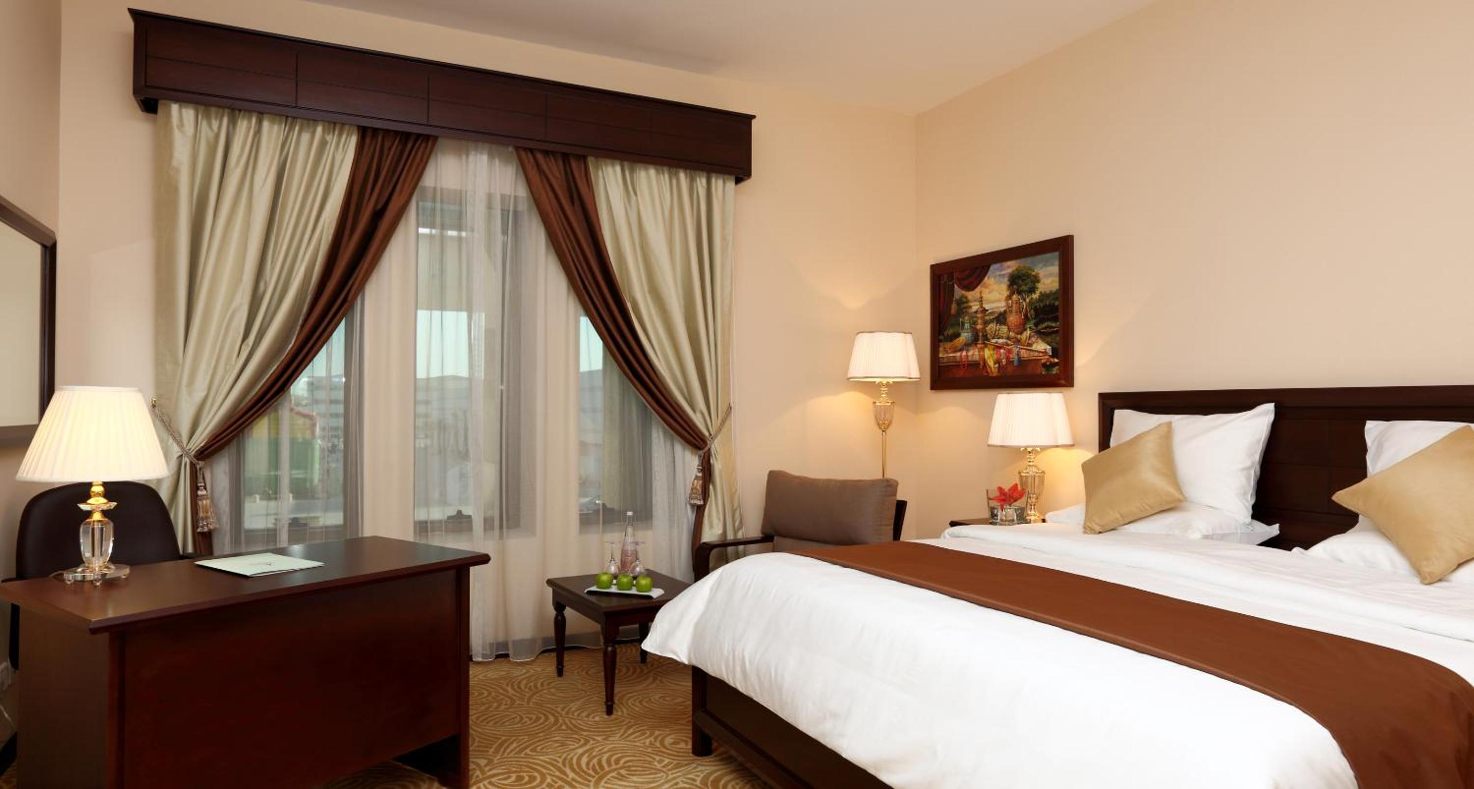 Deluxe Room - Photo 3