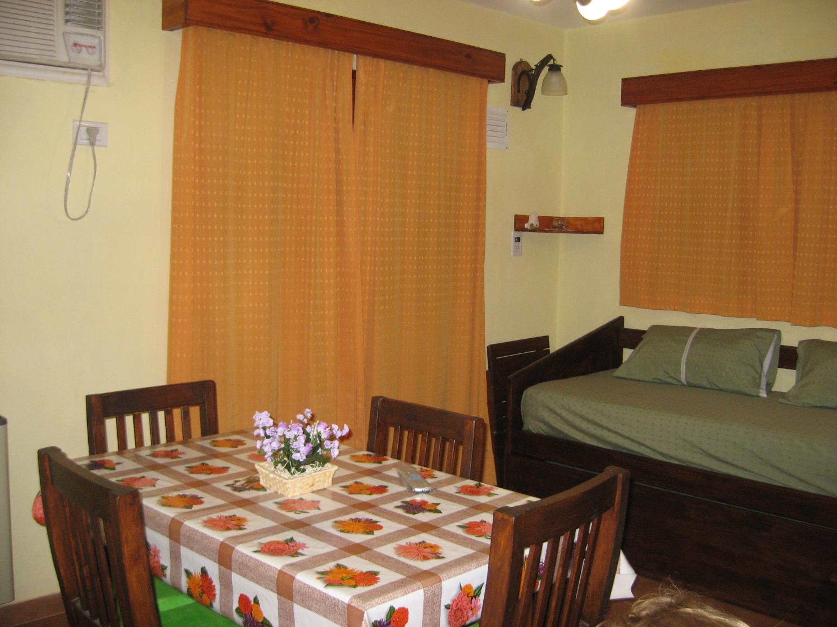 One-Bedroom Bungalow photo 2