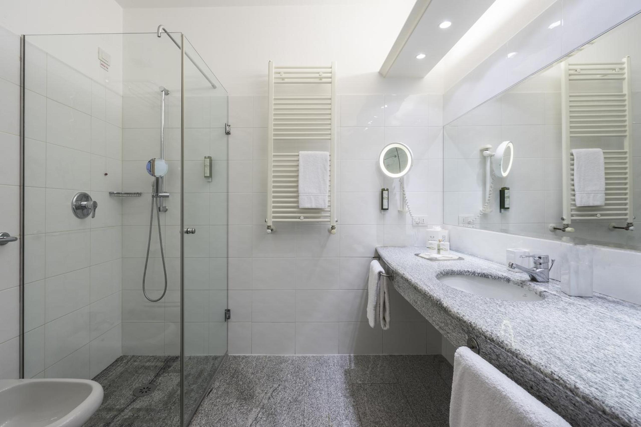 Suite with Garden View - Photo 1