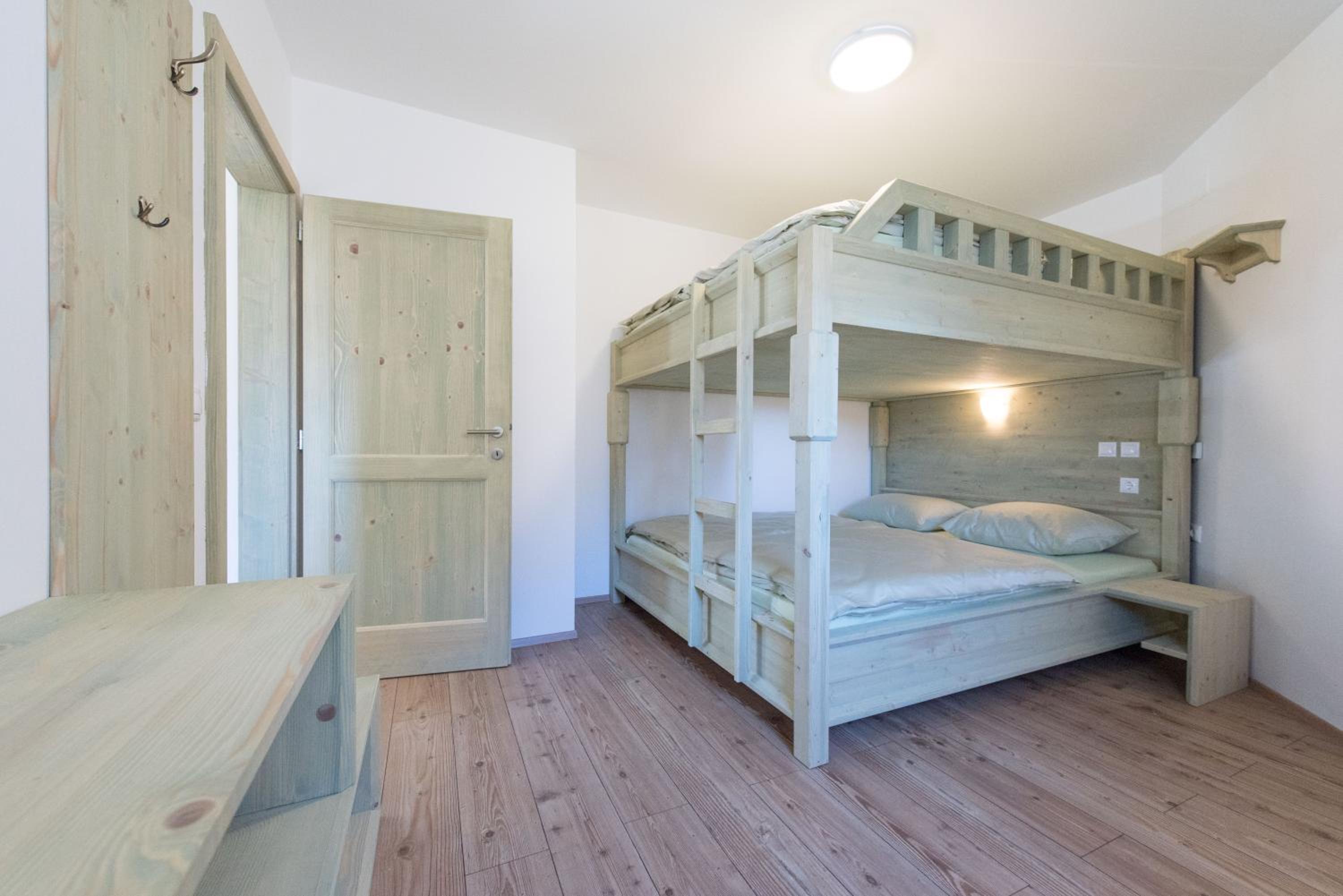 One-Bedroom Apartment with Balcony photo 3
