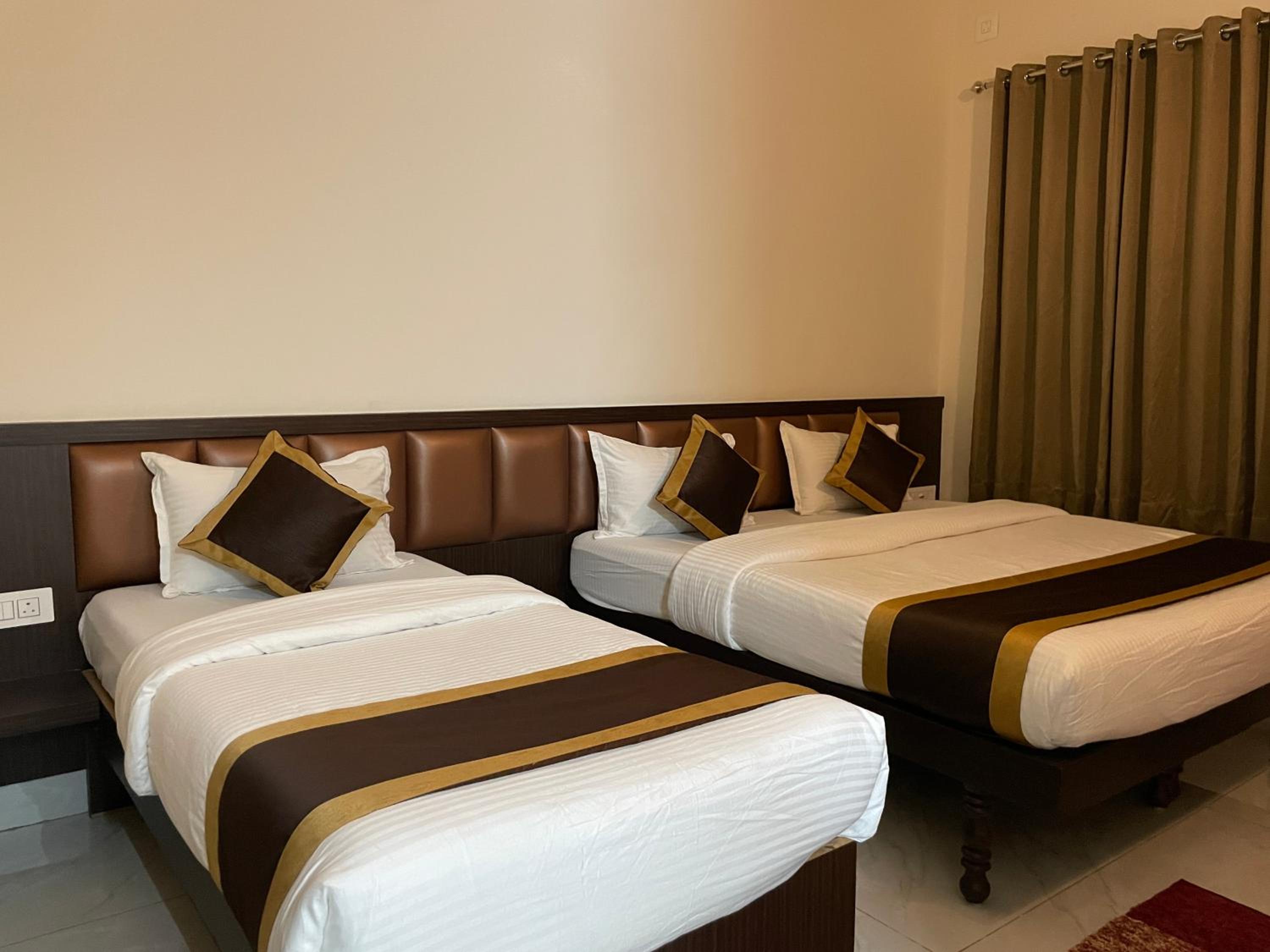 Family Double Room - Photo 3