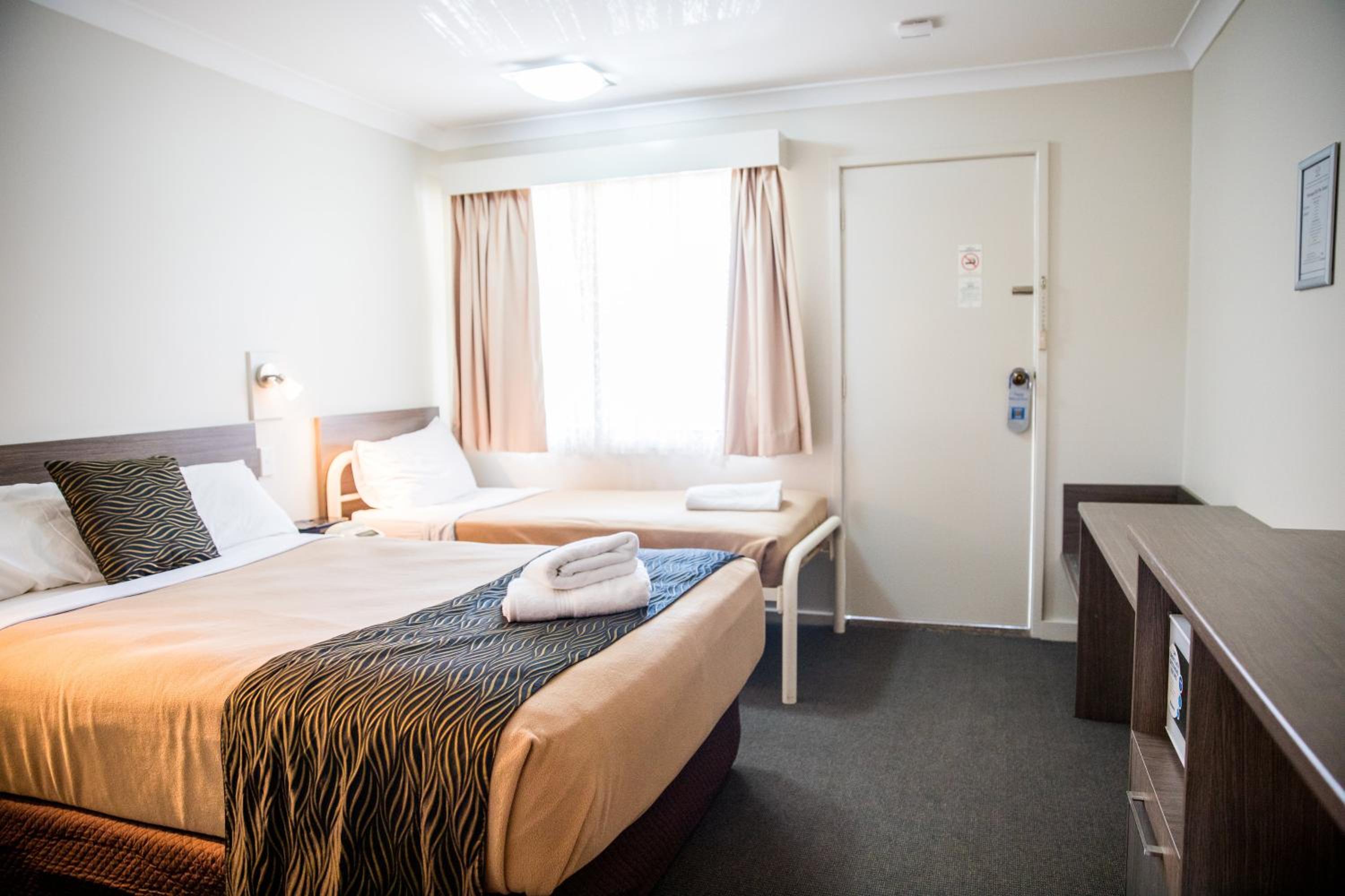 Standard Twin Room photo 1