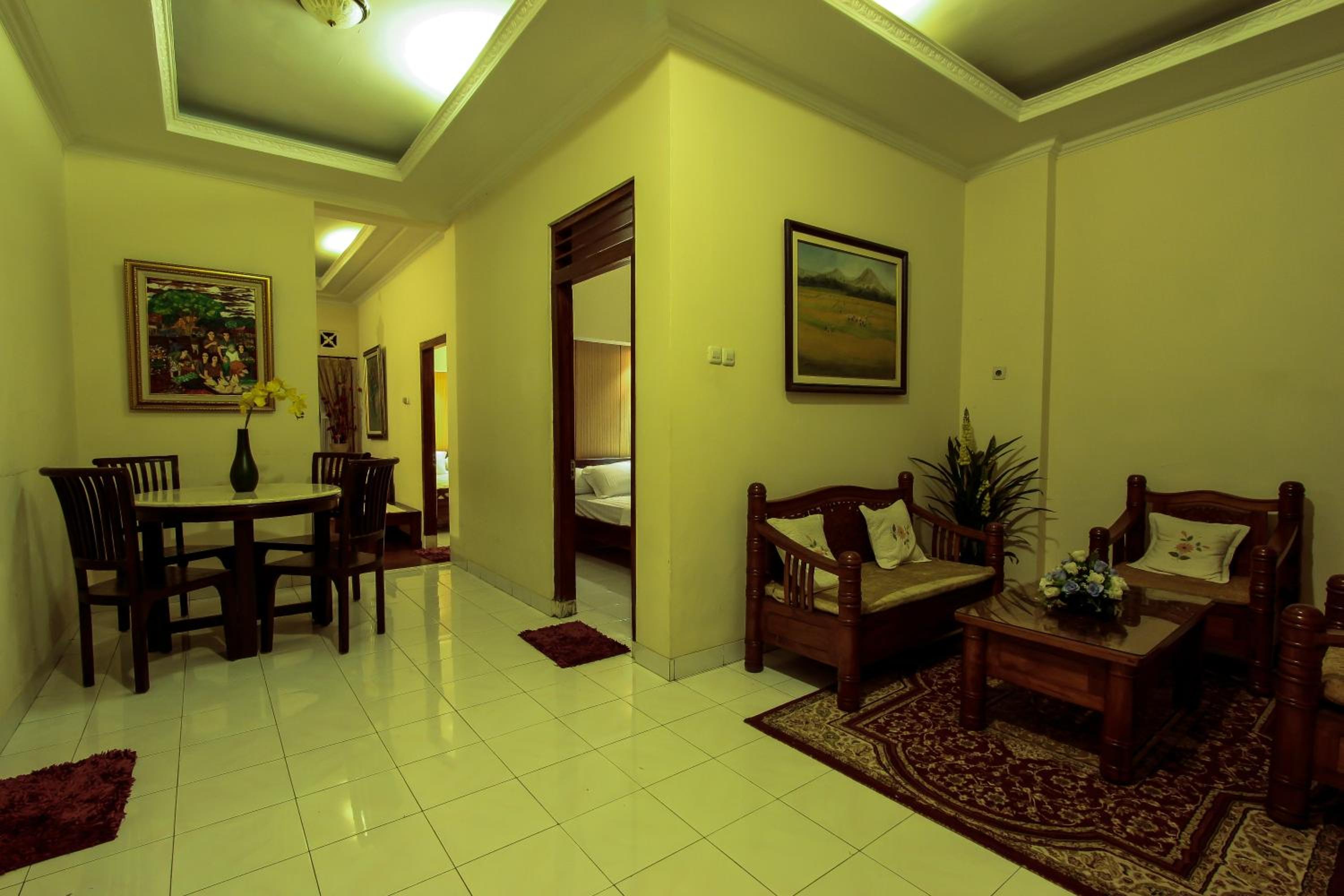 Four-Bedroom House - Photo 6