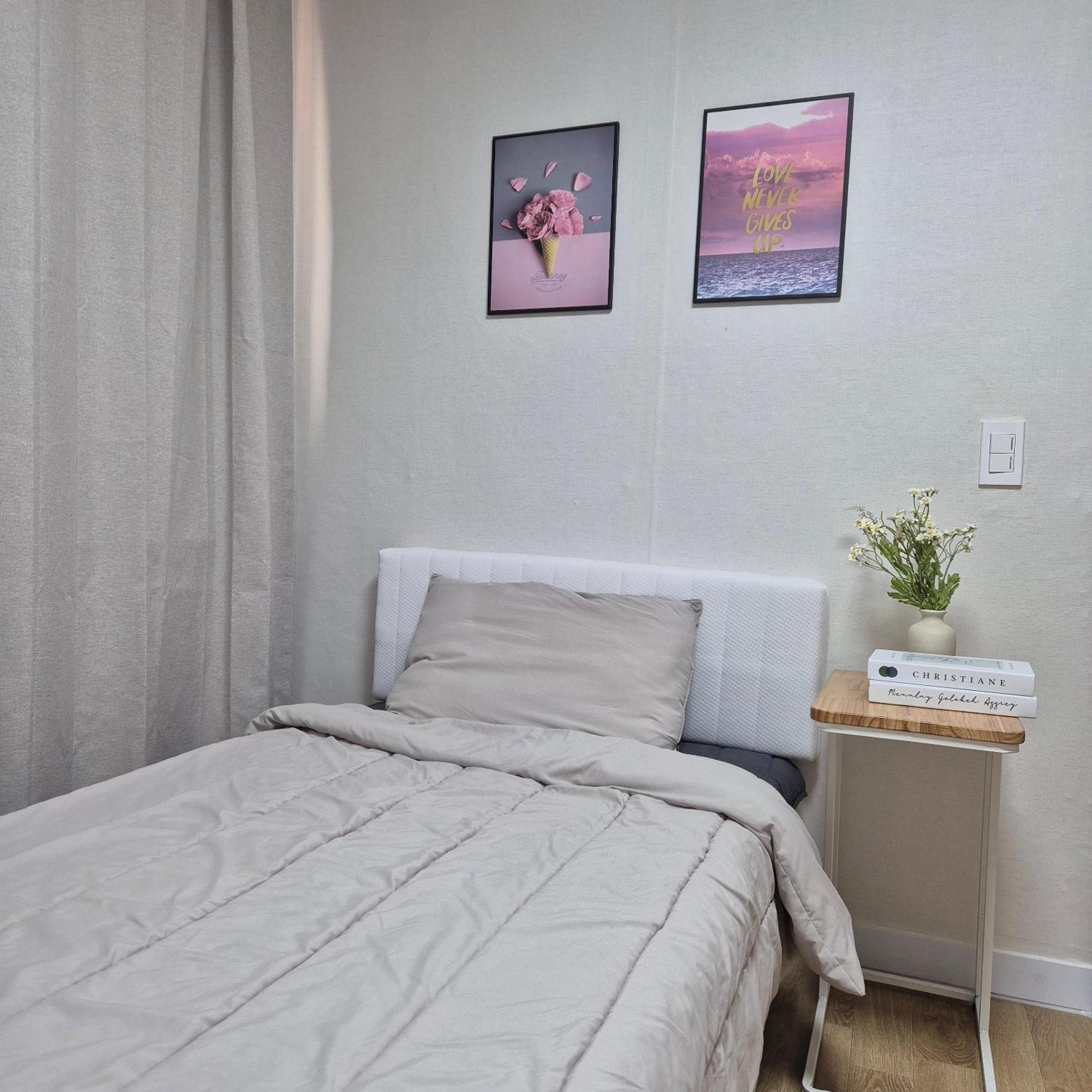 Small Single Room photo 1