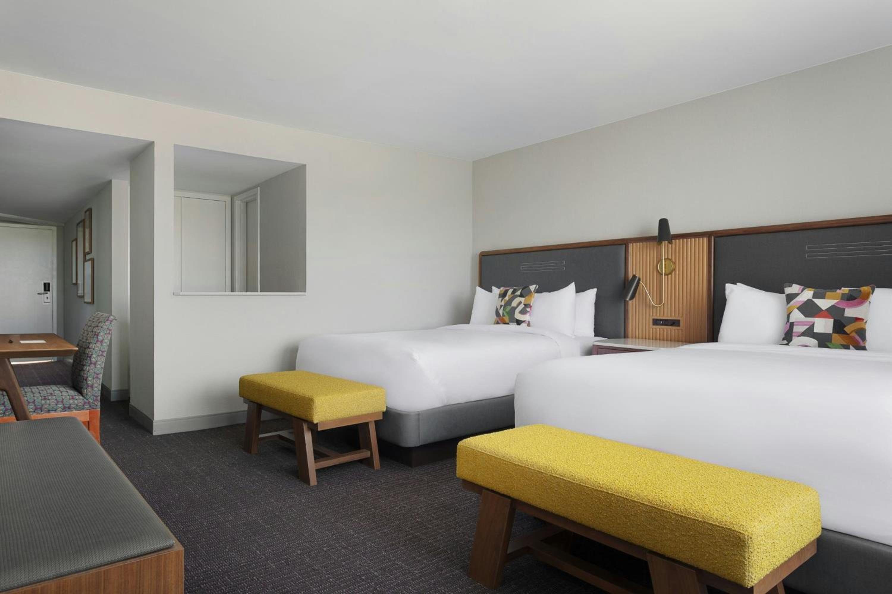 Deluxe Studio with Two Queen Beds - Photo 1