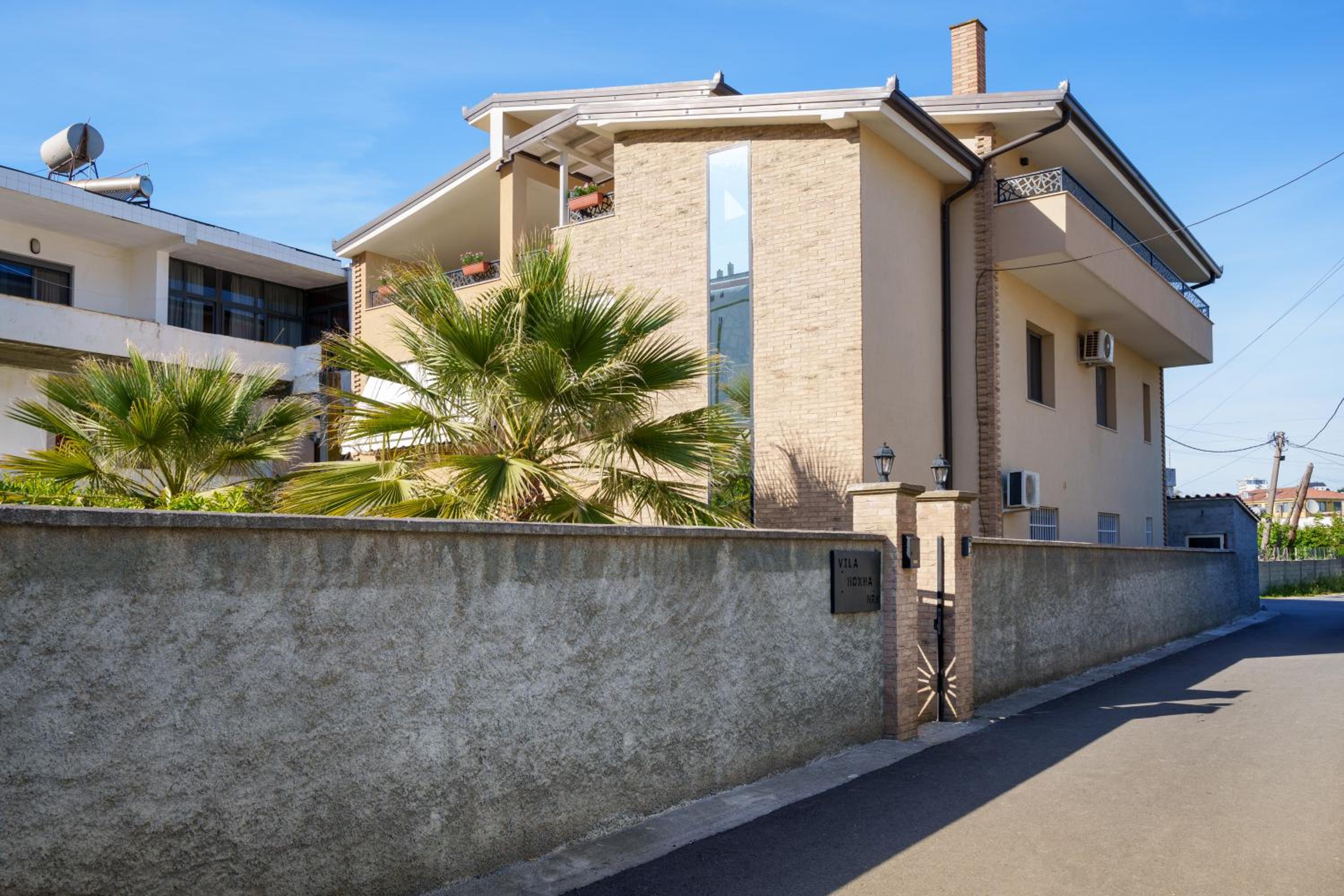 Superior Villa photo 2