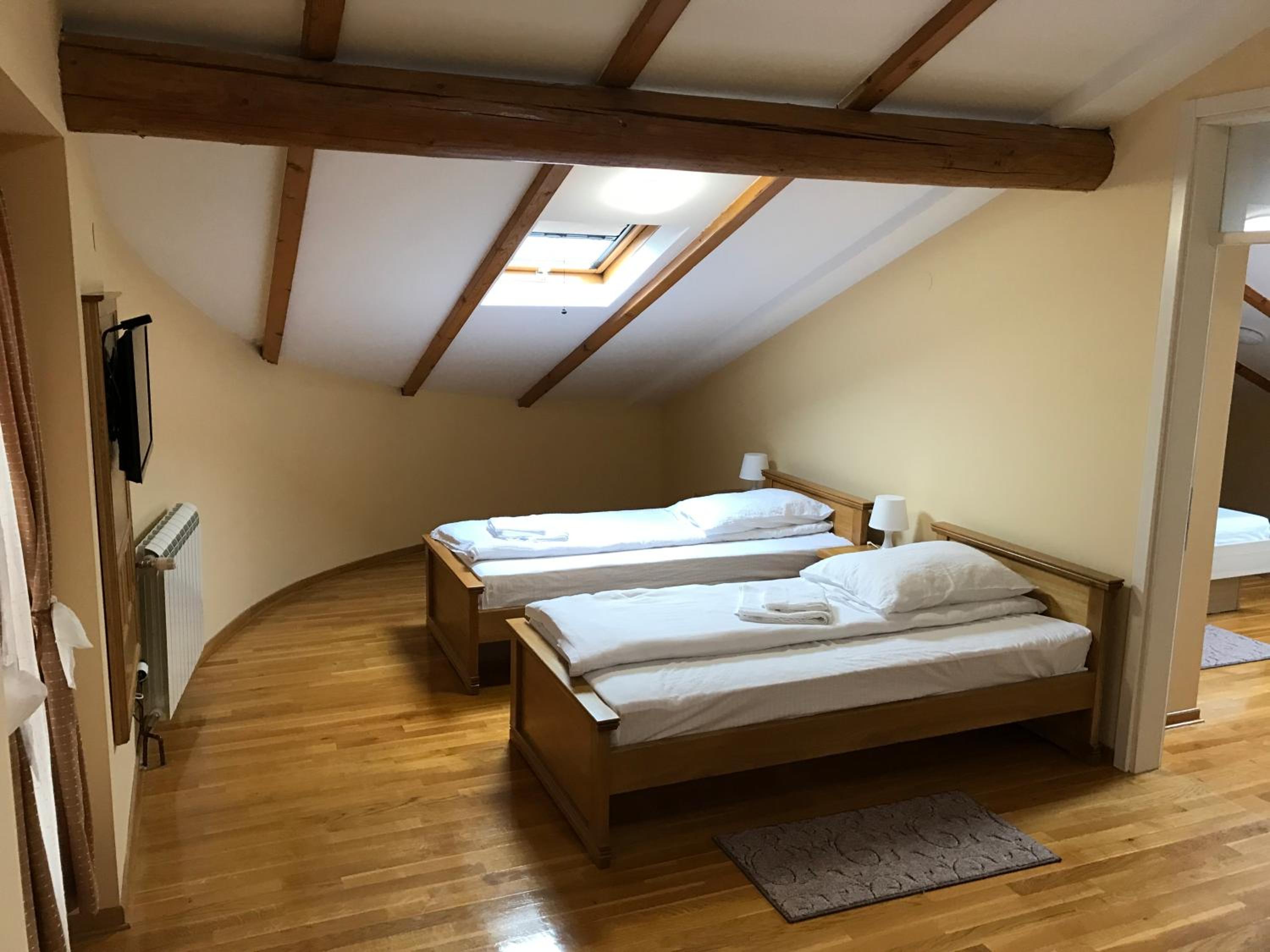Classic Quadruple Room photo 1