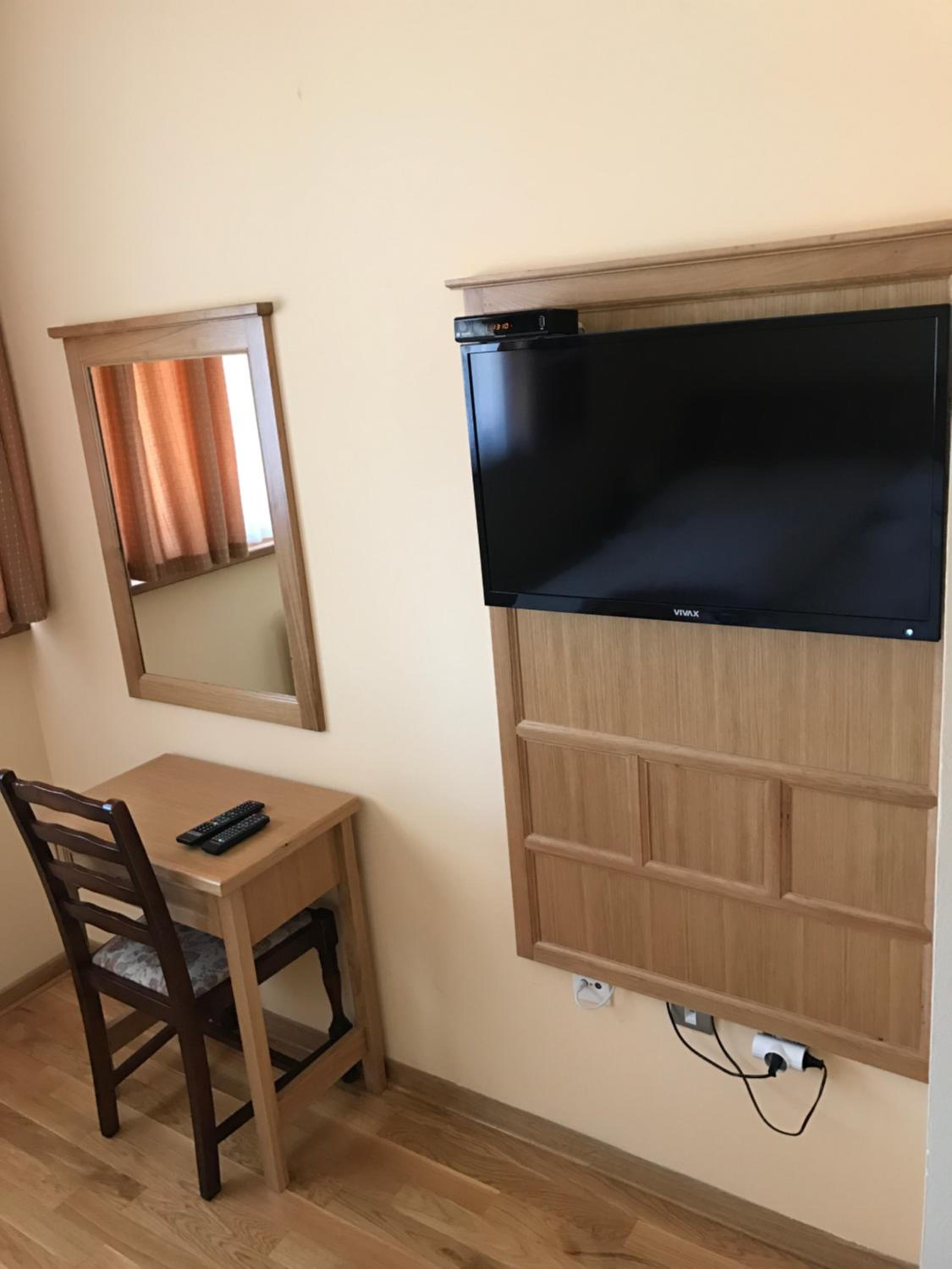 Standard Double Room photo 2