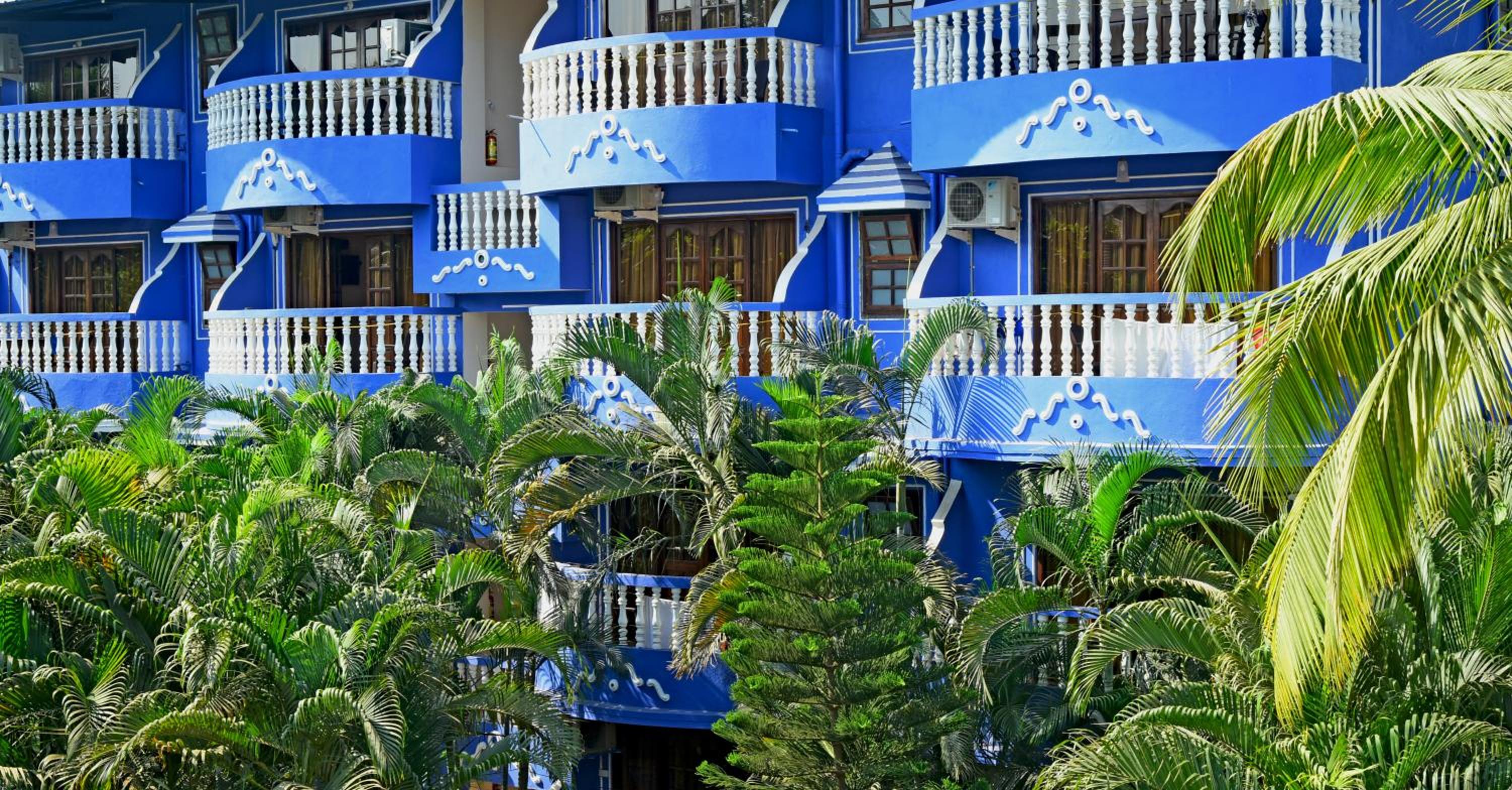 Deluxe Double Room with Balcony - Photo 5