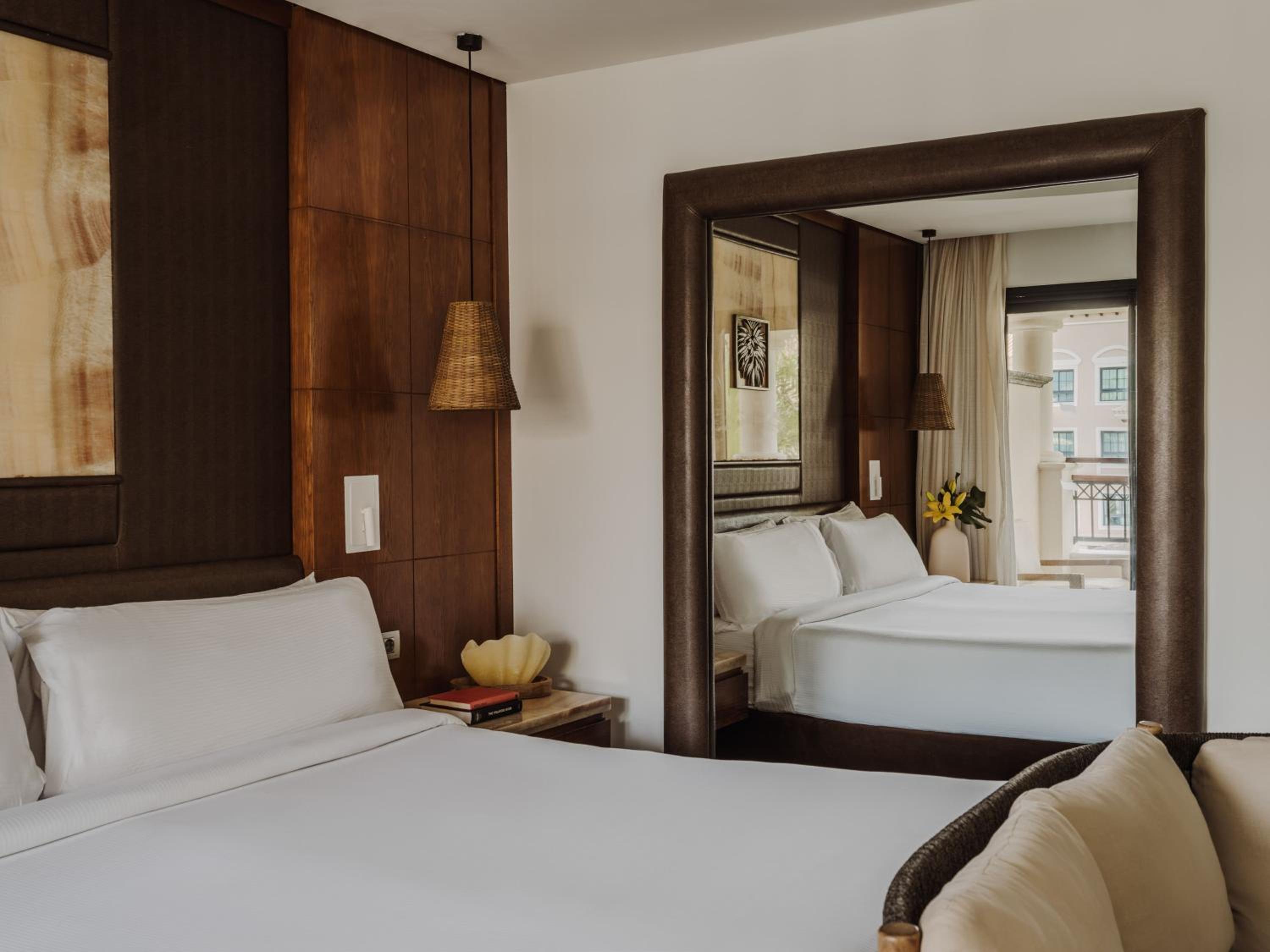 Deluxe Resort View (2 Adults + 1 Child)