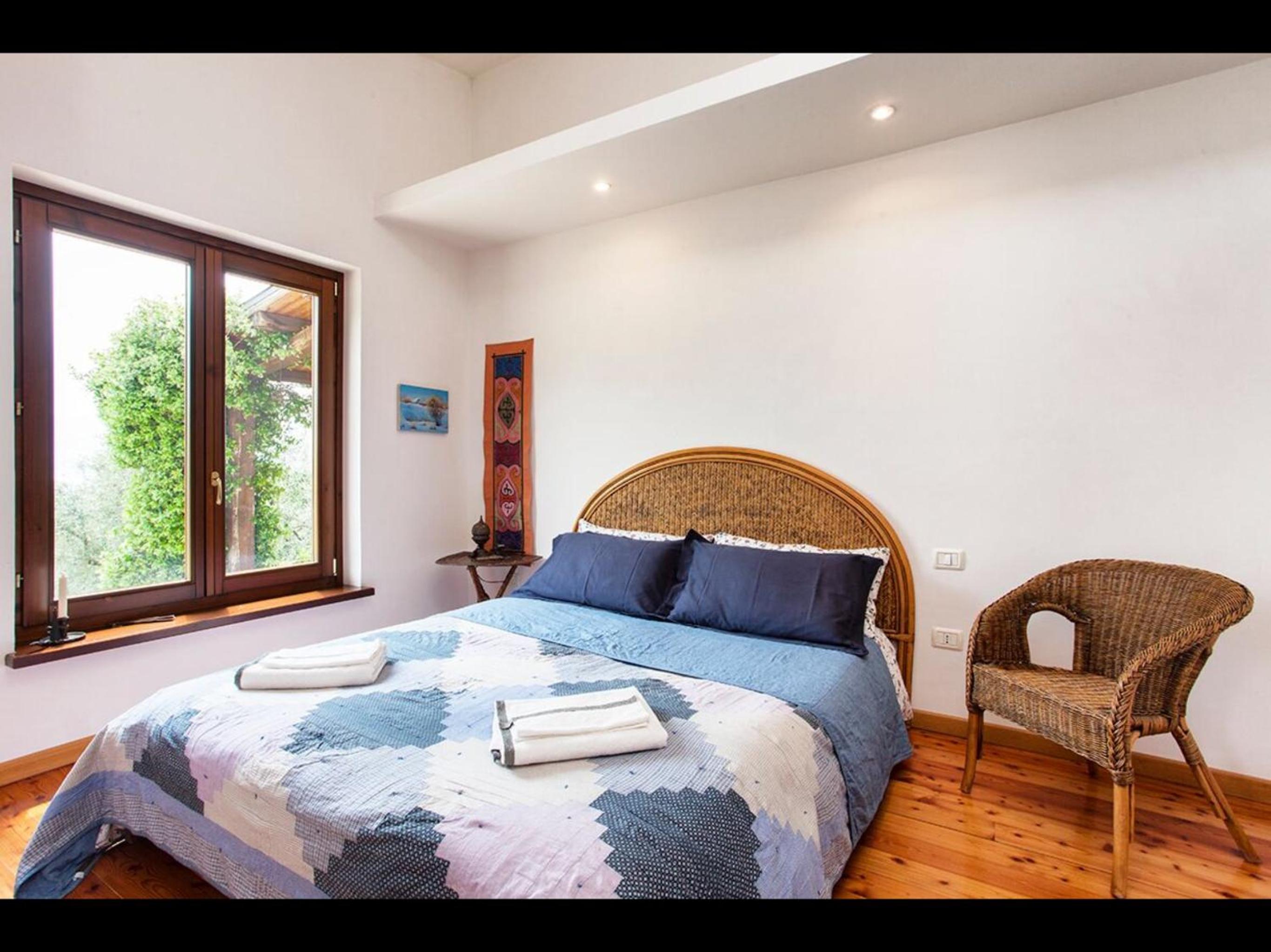 Double Room with Private Bathroom - Photo 1