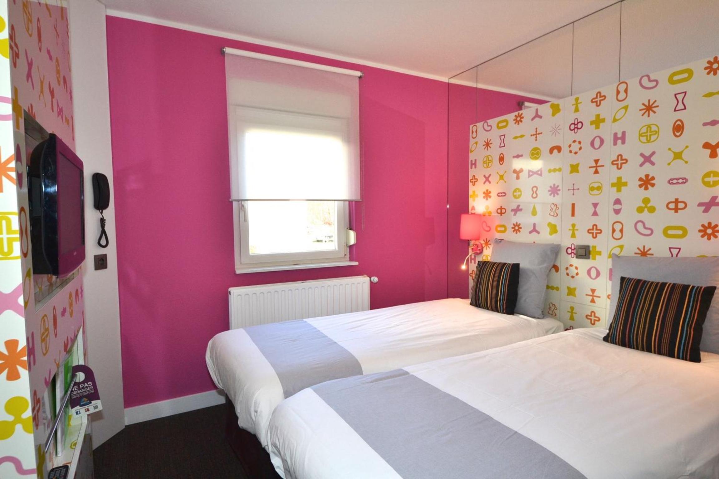 Standard Twin Room photo 2