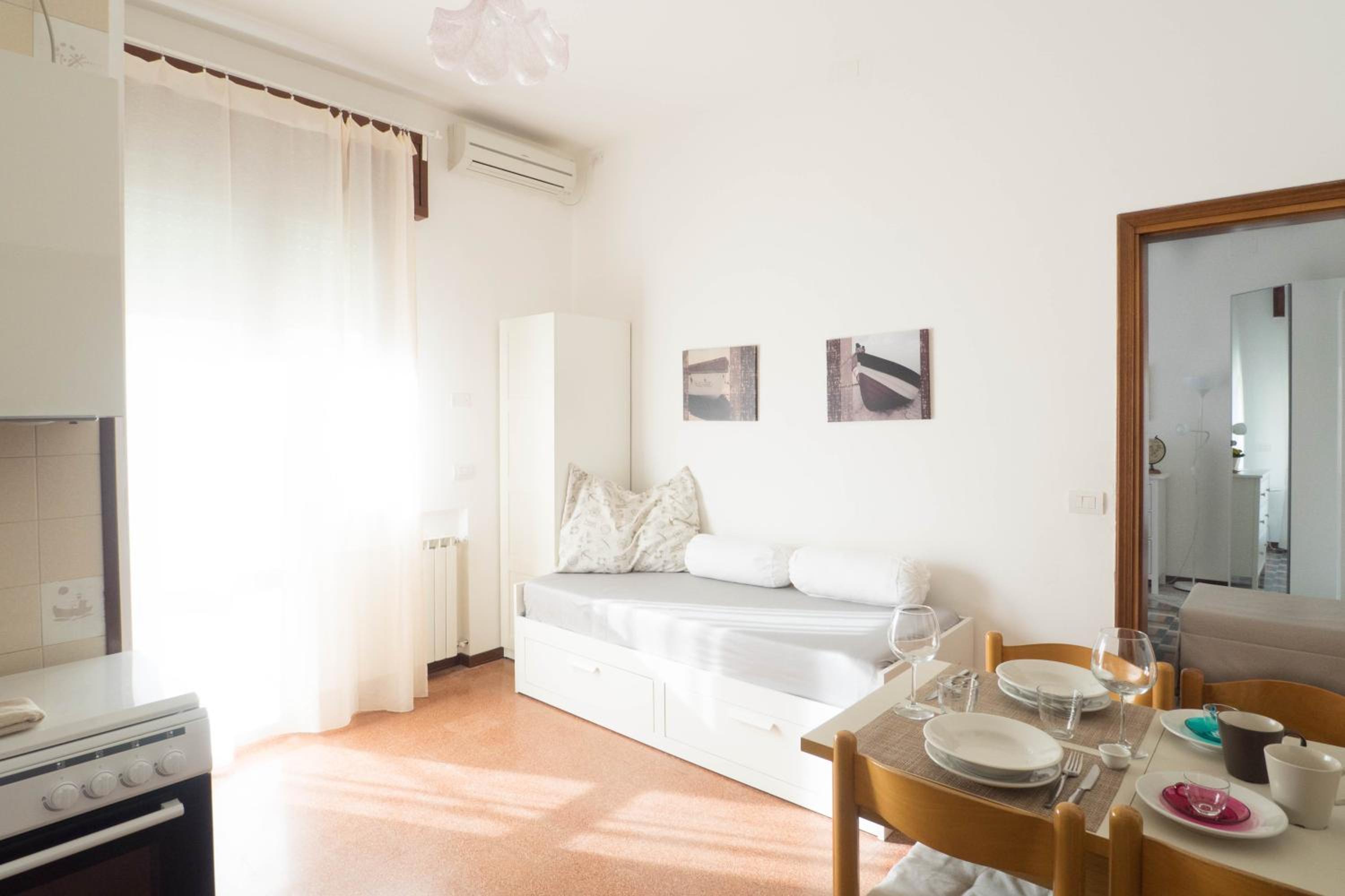 Apartment with Balcony photo 1