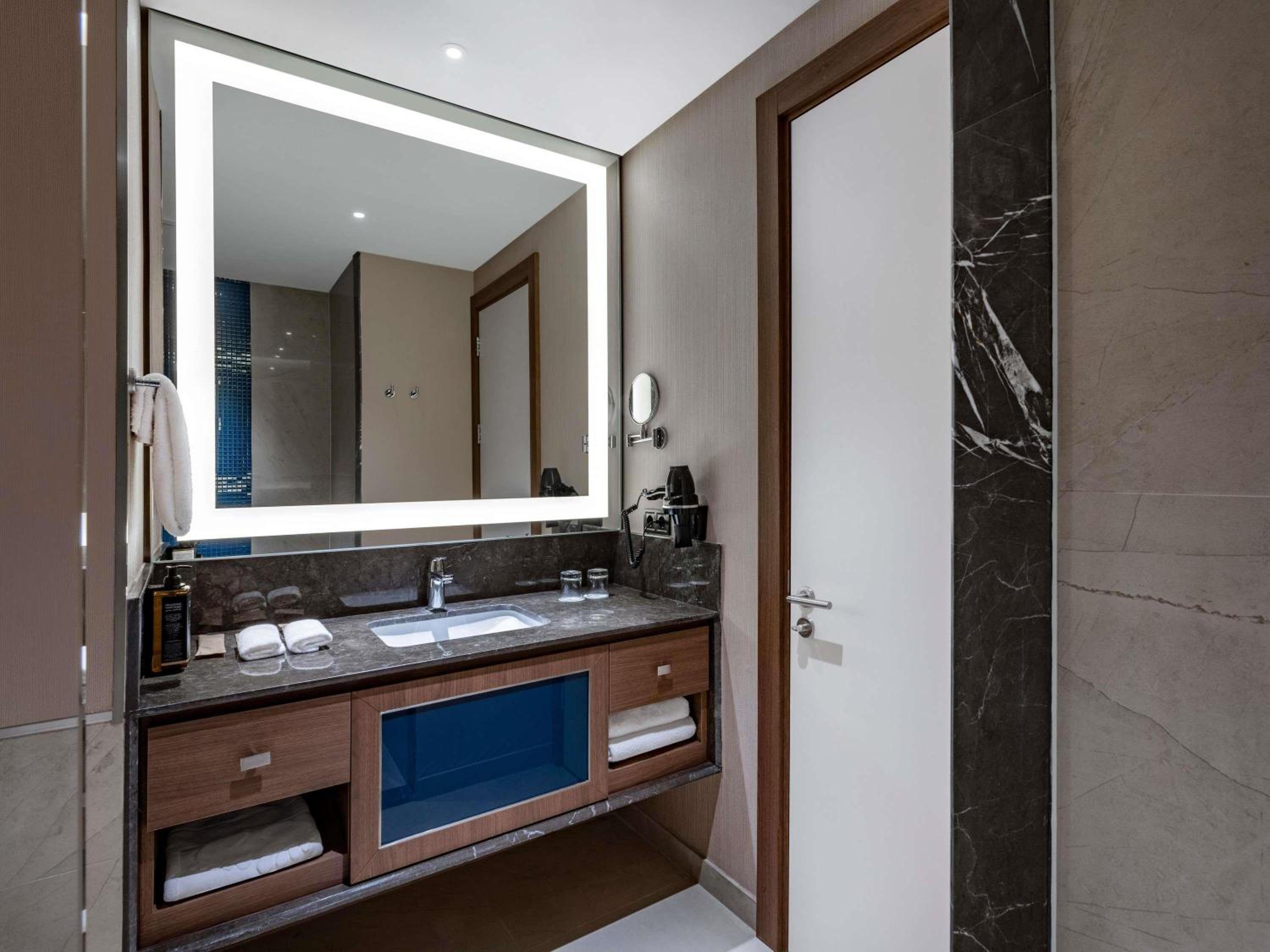 Superior Double Room with Balcony